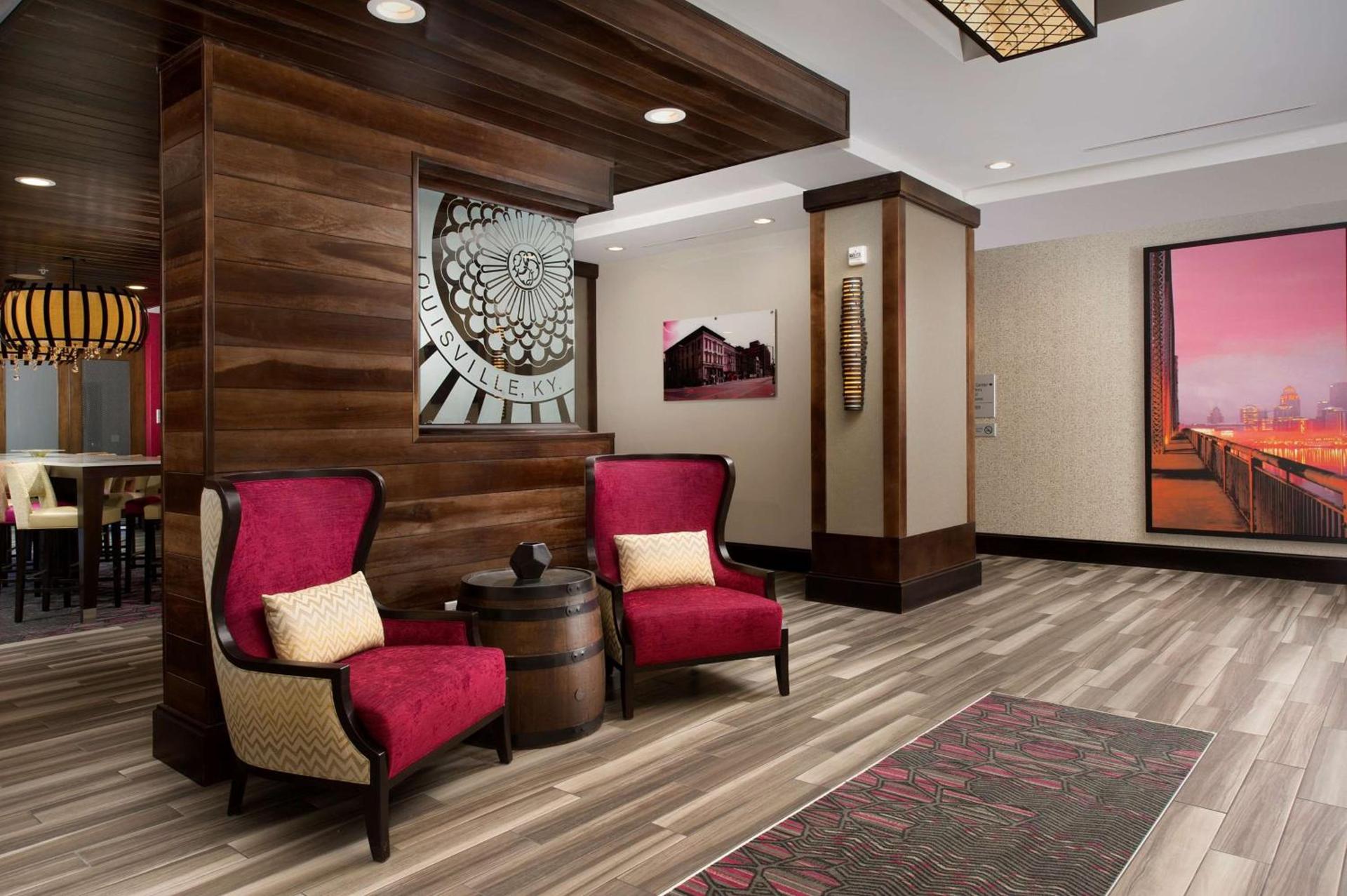Hampton Inn Louisville East Hurstbourne photo 8