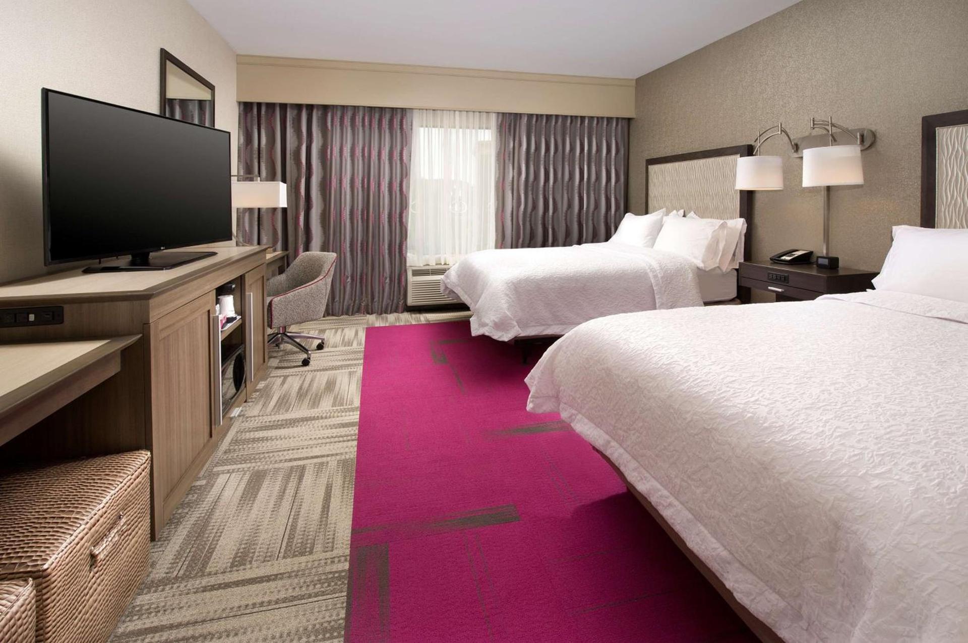 Hampton Inn Louisville East Hurstbourne photo 17