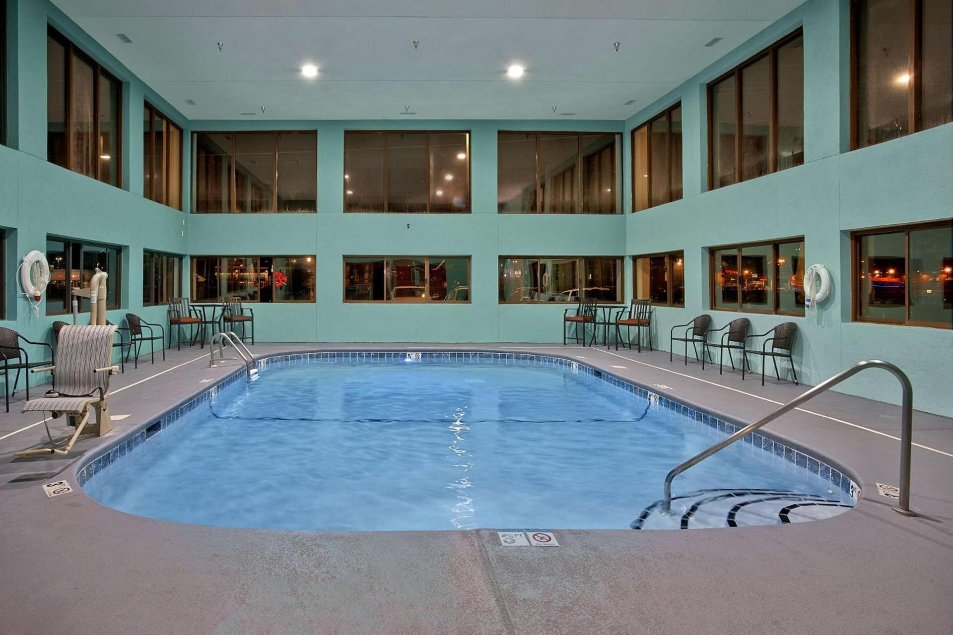 Hampton Inn Sevierville photo 7
