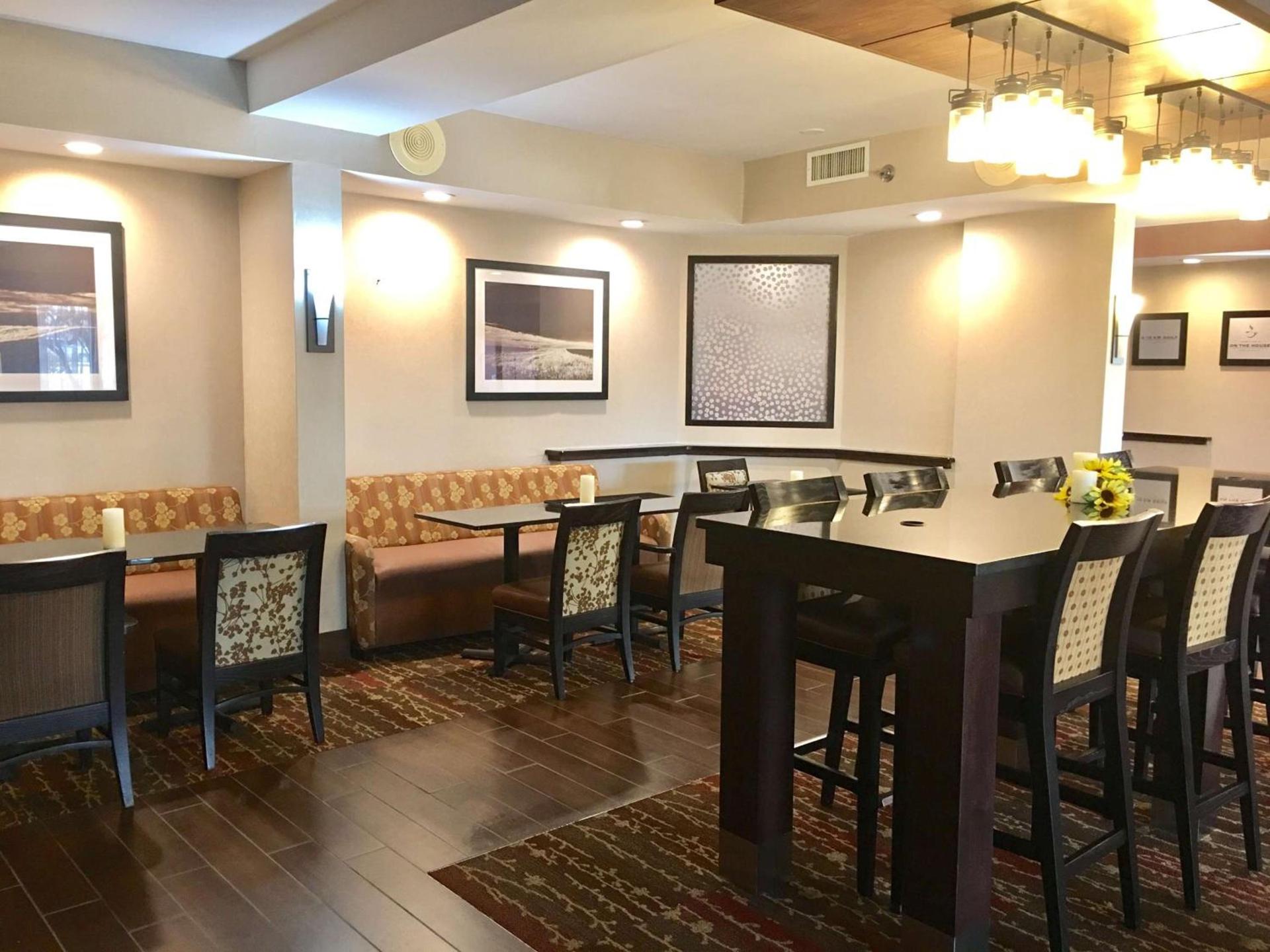 Hampton Inn Sevierville photo 9
