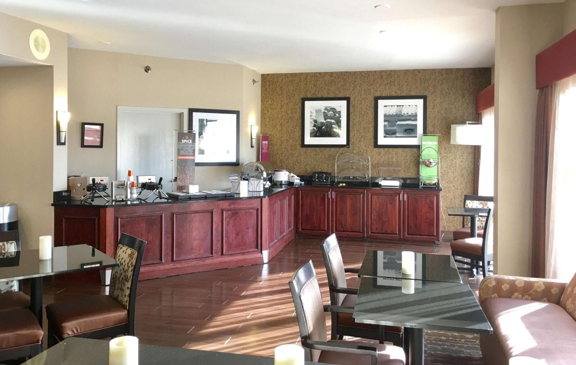 Hampton Inn Sevierville photo 10