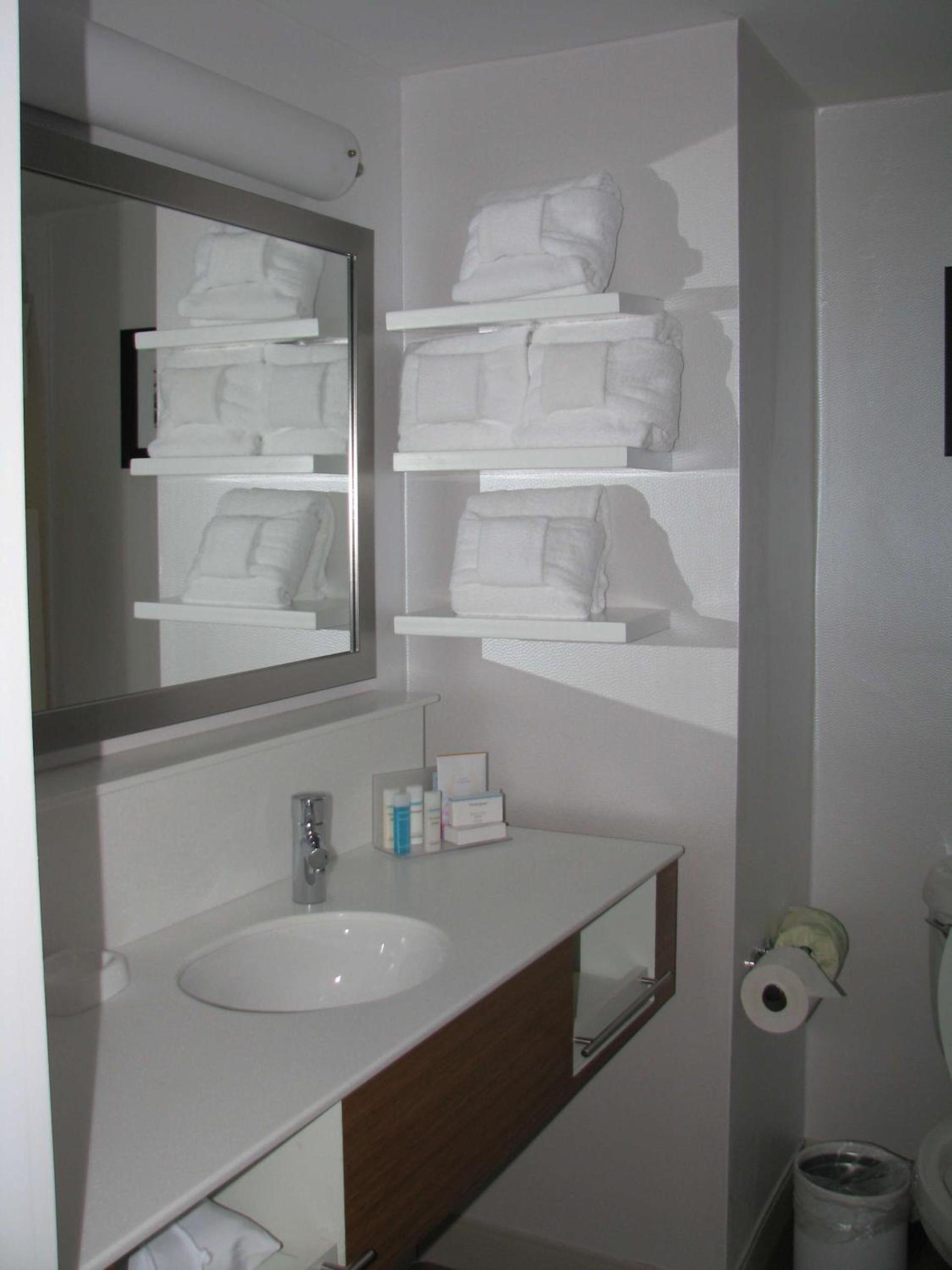 Hampton Inn Sevierville photo 25