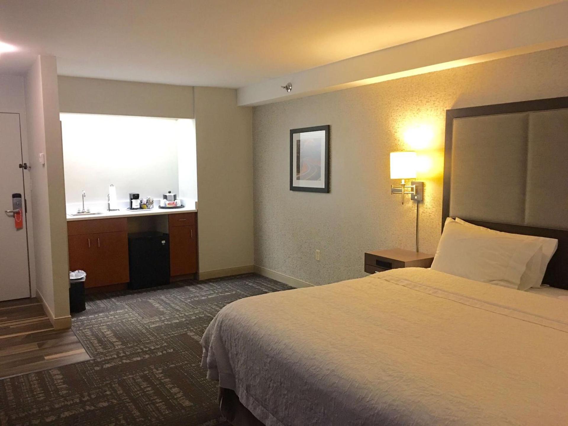 Hampton Inn Sevierville photo 33