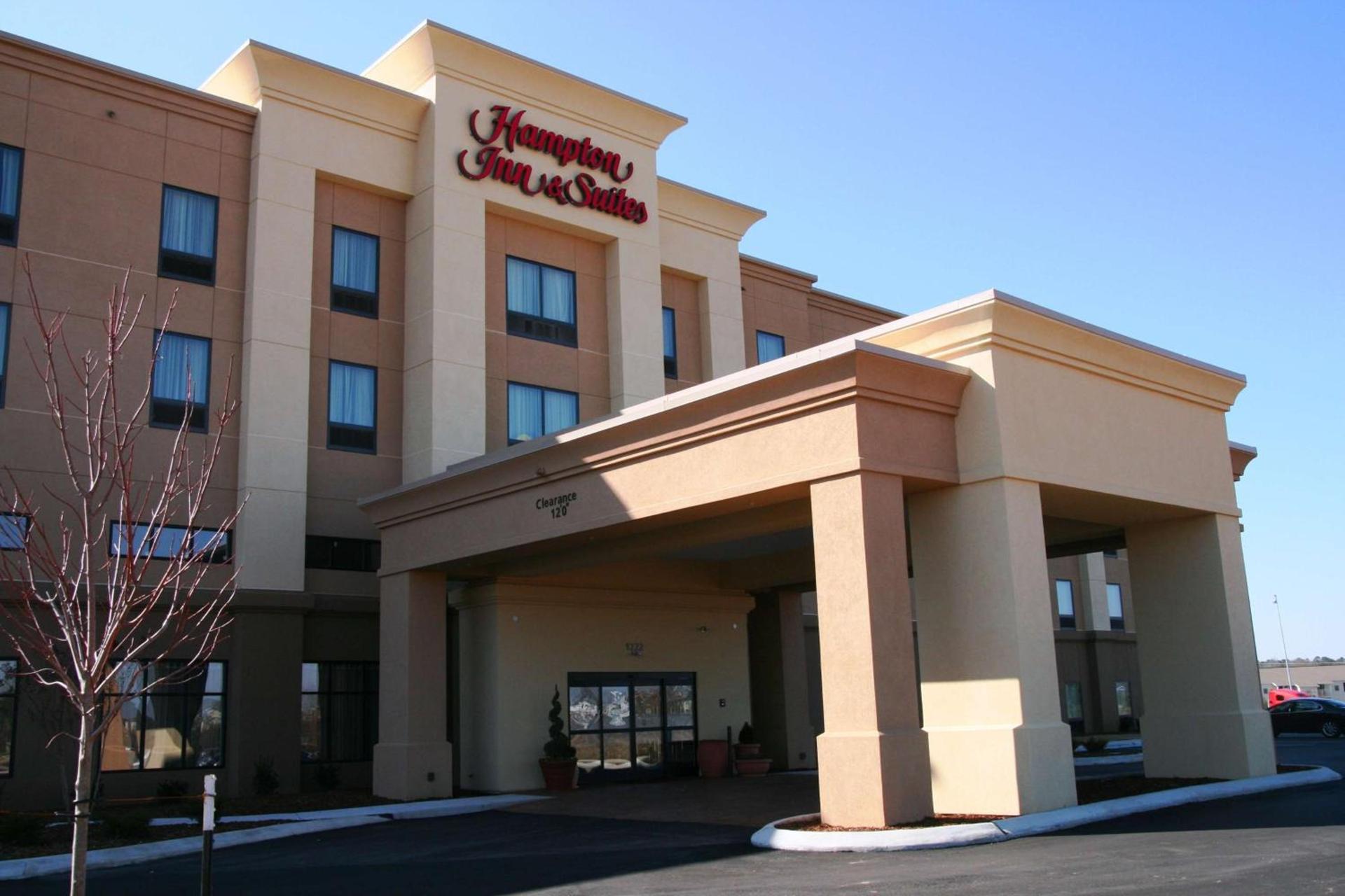 Hampton Inn & Suites Tupelo/Barnes Crossing photo 2