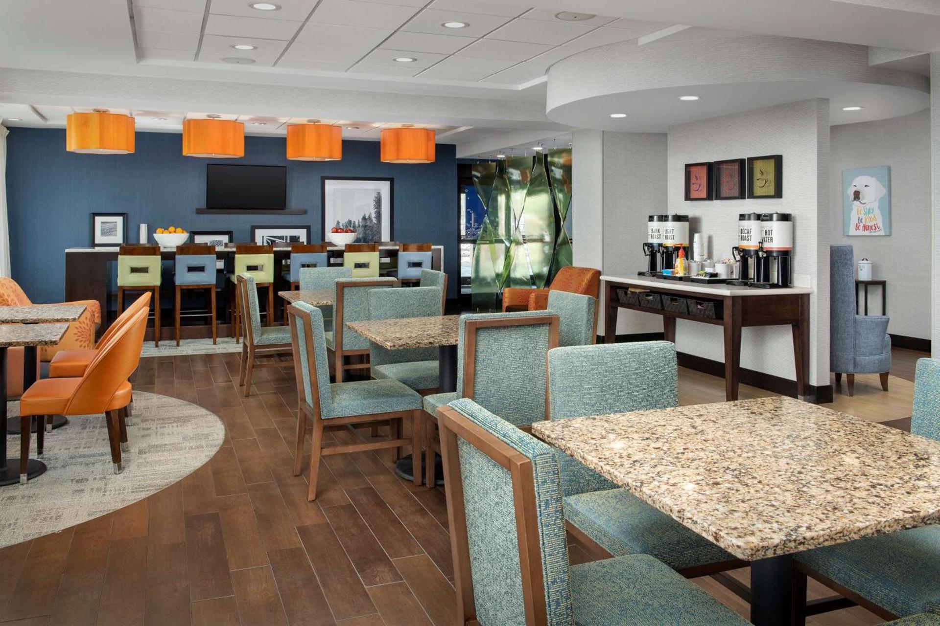 Hampton Inn Knoxville Clinton I-75 photo 10