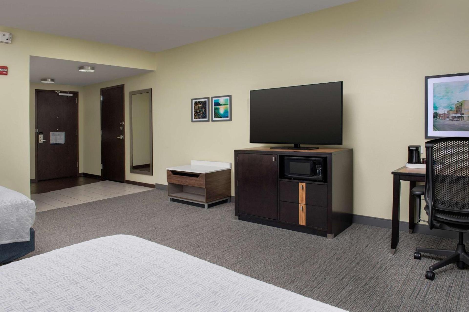 Hampton Inn Knoxville Clinton I-75 photo 15