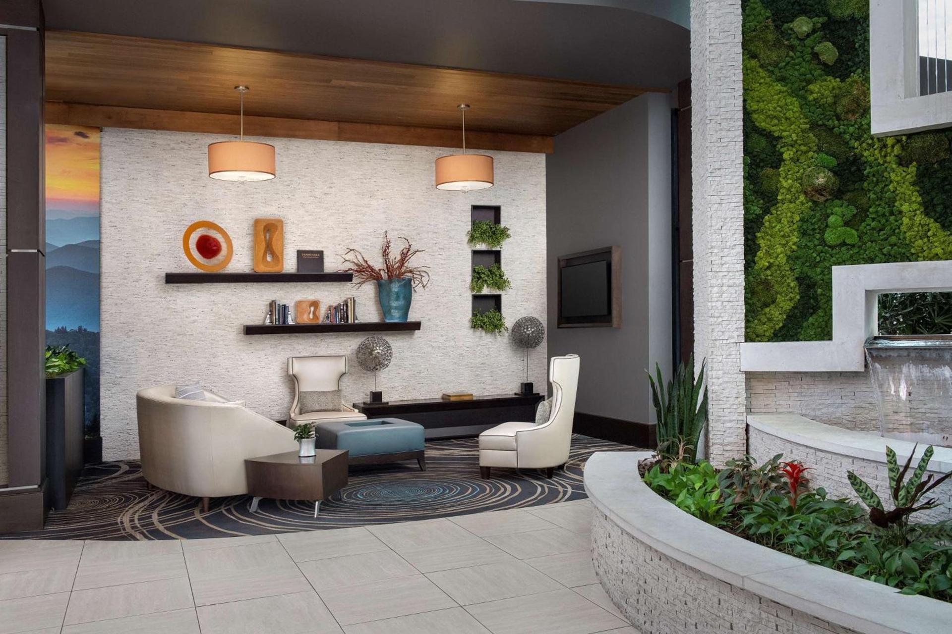 Embassy Suites by Hilton Knoxville West photo 4