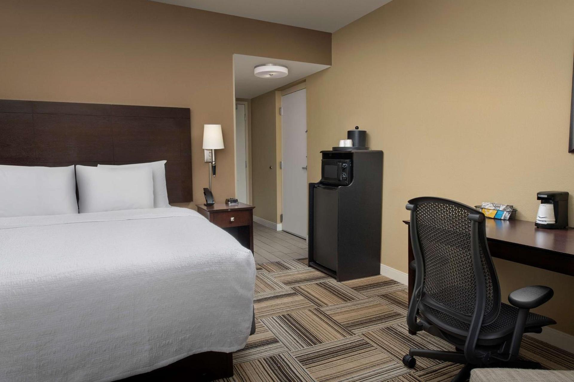 Hampton Inn Knoxville-East photo 18