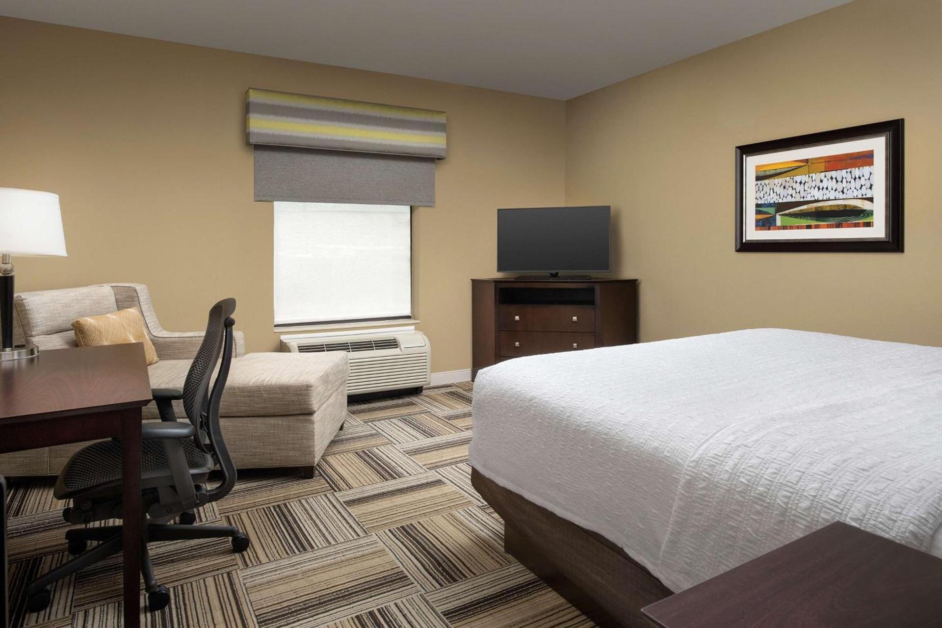 Hampton Inn Knoxville-East photo 17