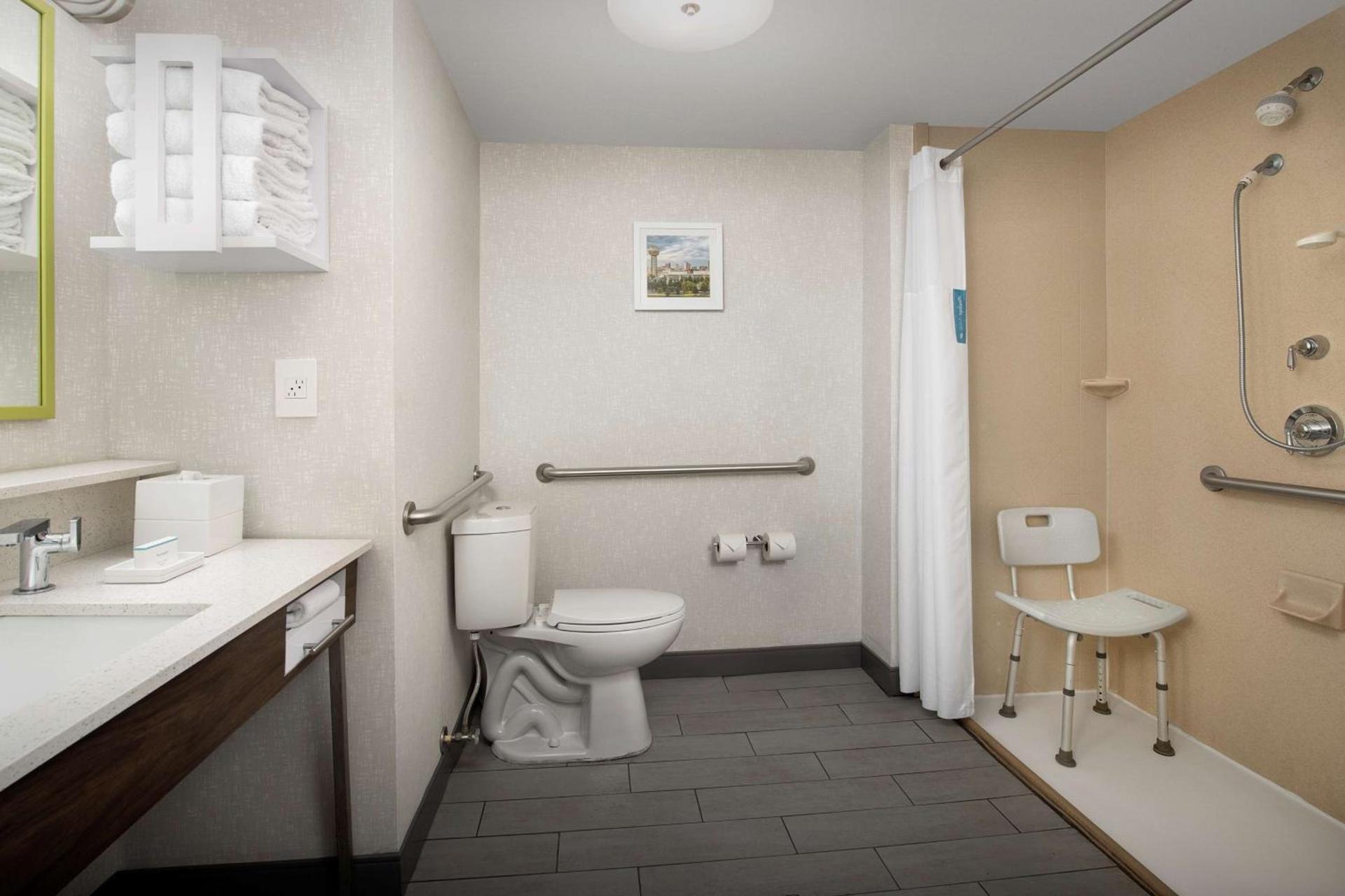 Hampton Inn Knoxville-East photo 8