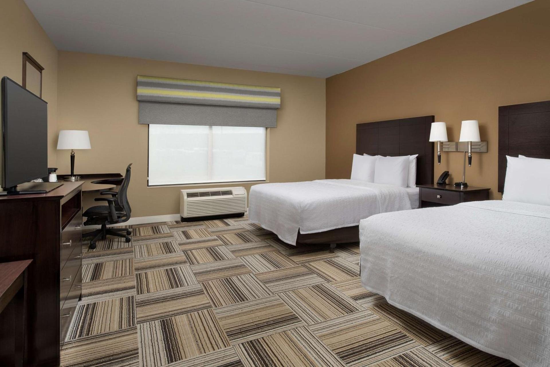 Hampton Inn Knoxville-East photo 11