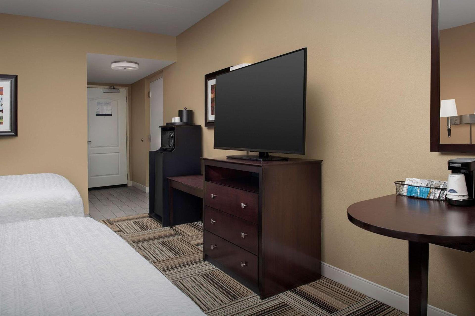 Hampton Inn Knoxville-East photo 22