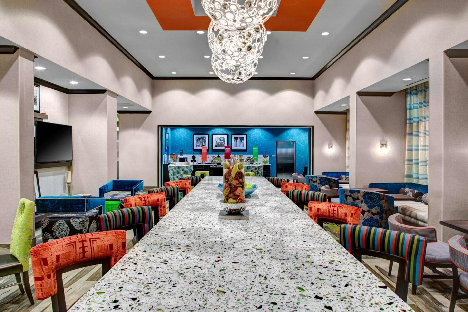 Hampton Inn & Suites by Hilton Atlanta Perimeter Dunwoody photo 6