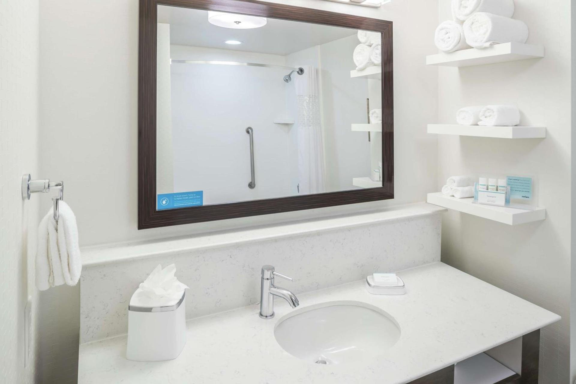 Hampton Inn & Suites by Hilton Atlanta Perimeter Dunwoody photo 22