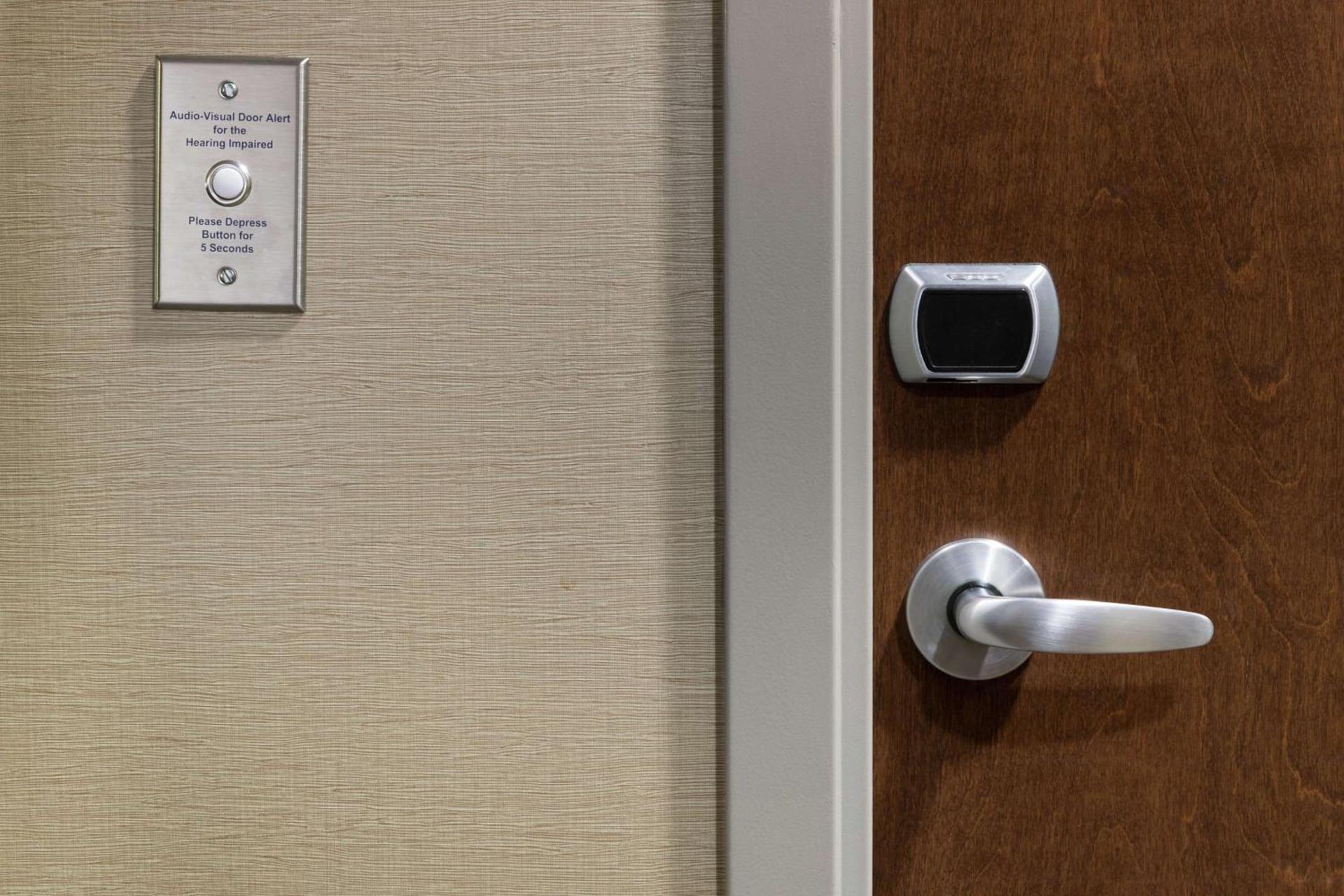 Hampton Inn & Suites by Hilton Atlanta Perimeter Dunwoody photo 27