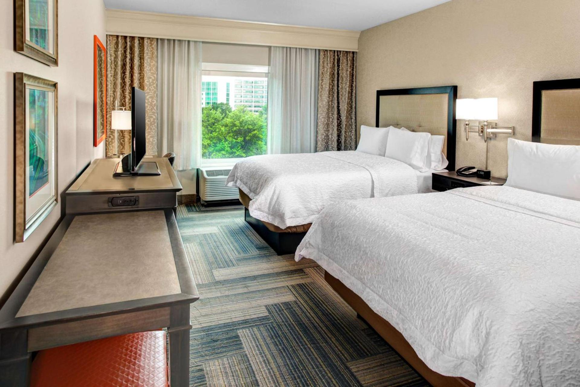Hampton Inn & Suites by Hilton Atlanta Perimeter Dunwoody photo 32