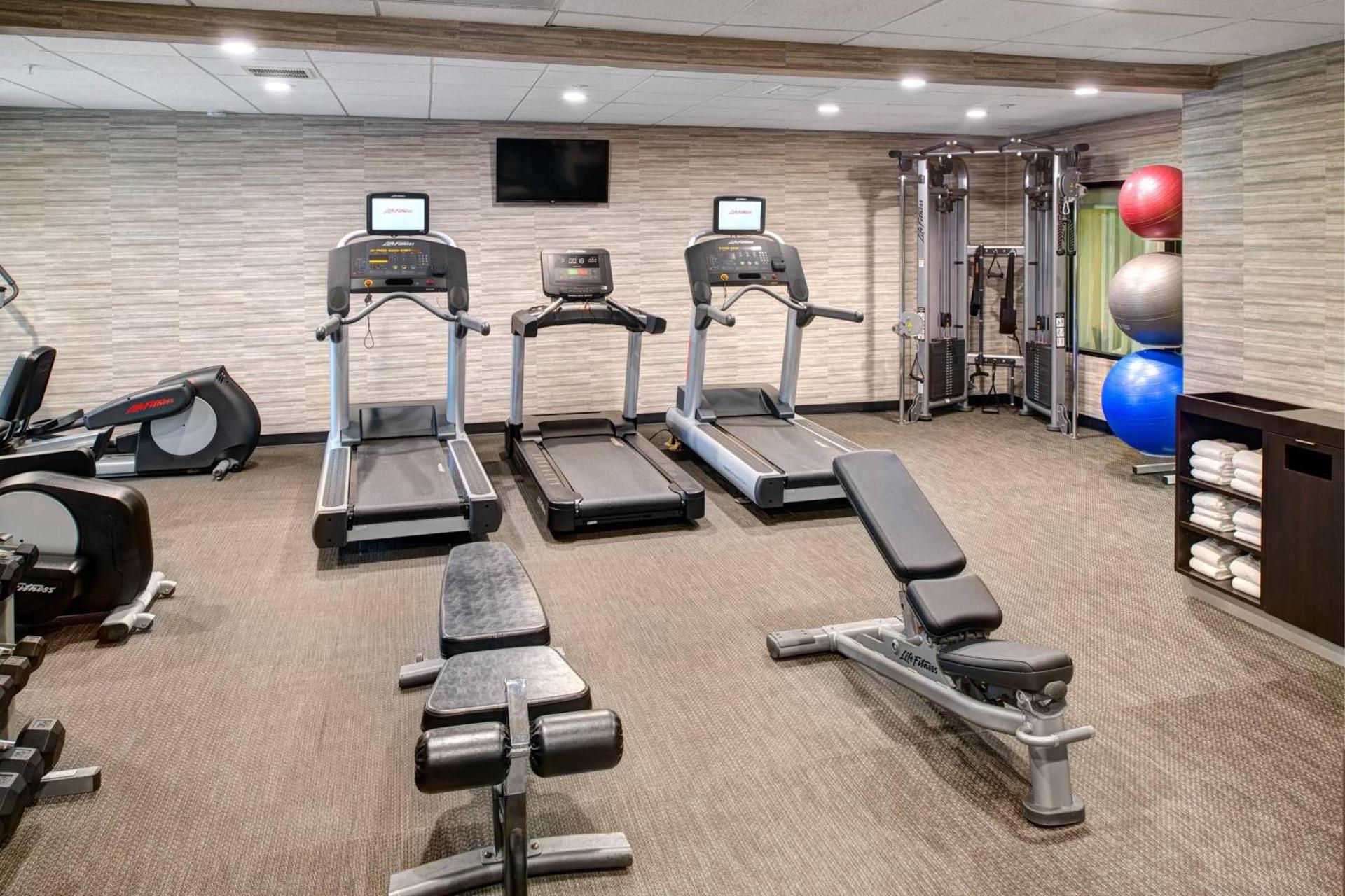 Courtyard by Marriott Columbia Northeast/Fort Jackson Area photo 44