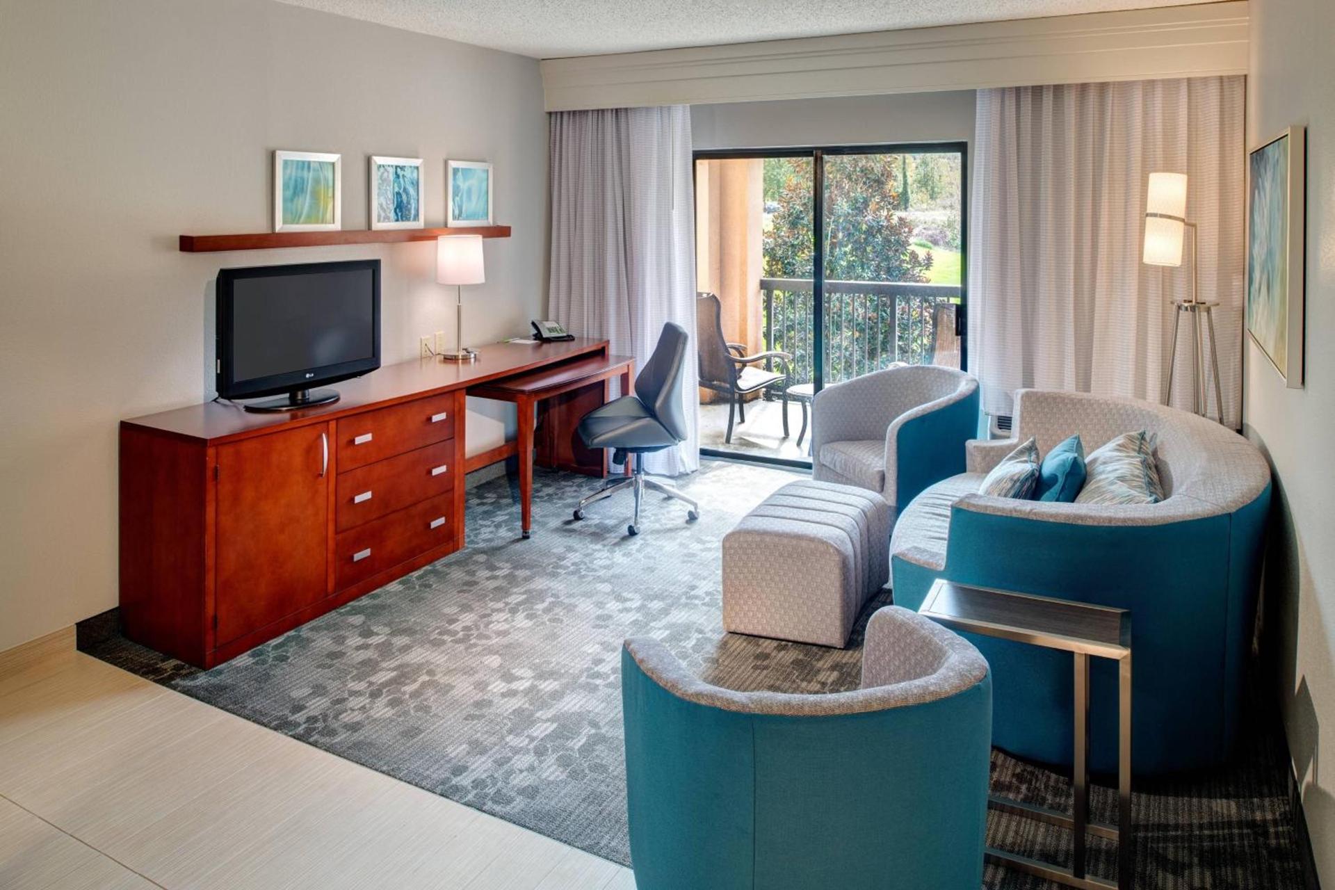 Courtyard by Marriott Columbia Northeast/Fort Jackson Area photo 25