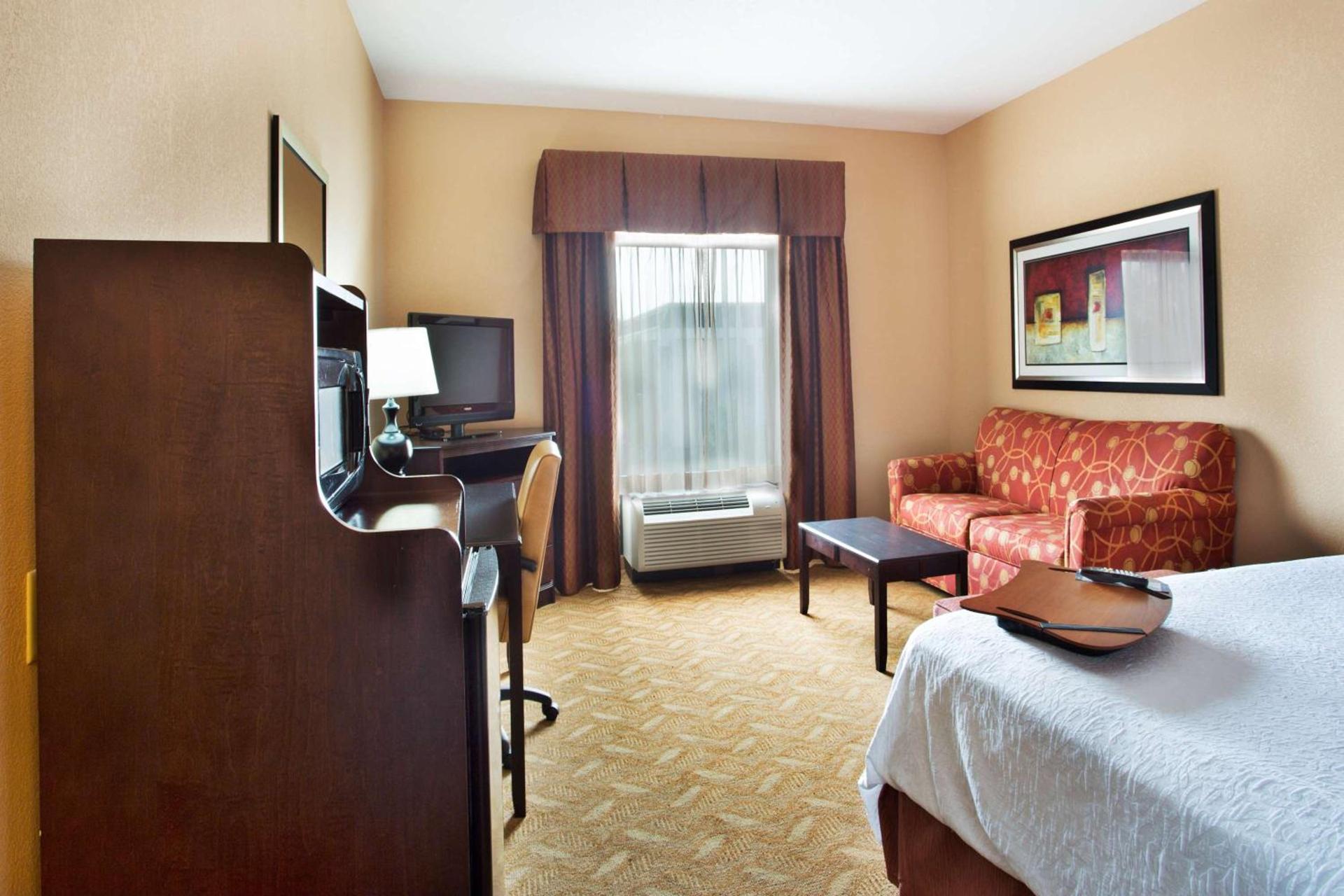 Hampton Inn & Suites Laurel photo 8
