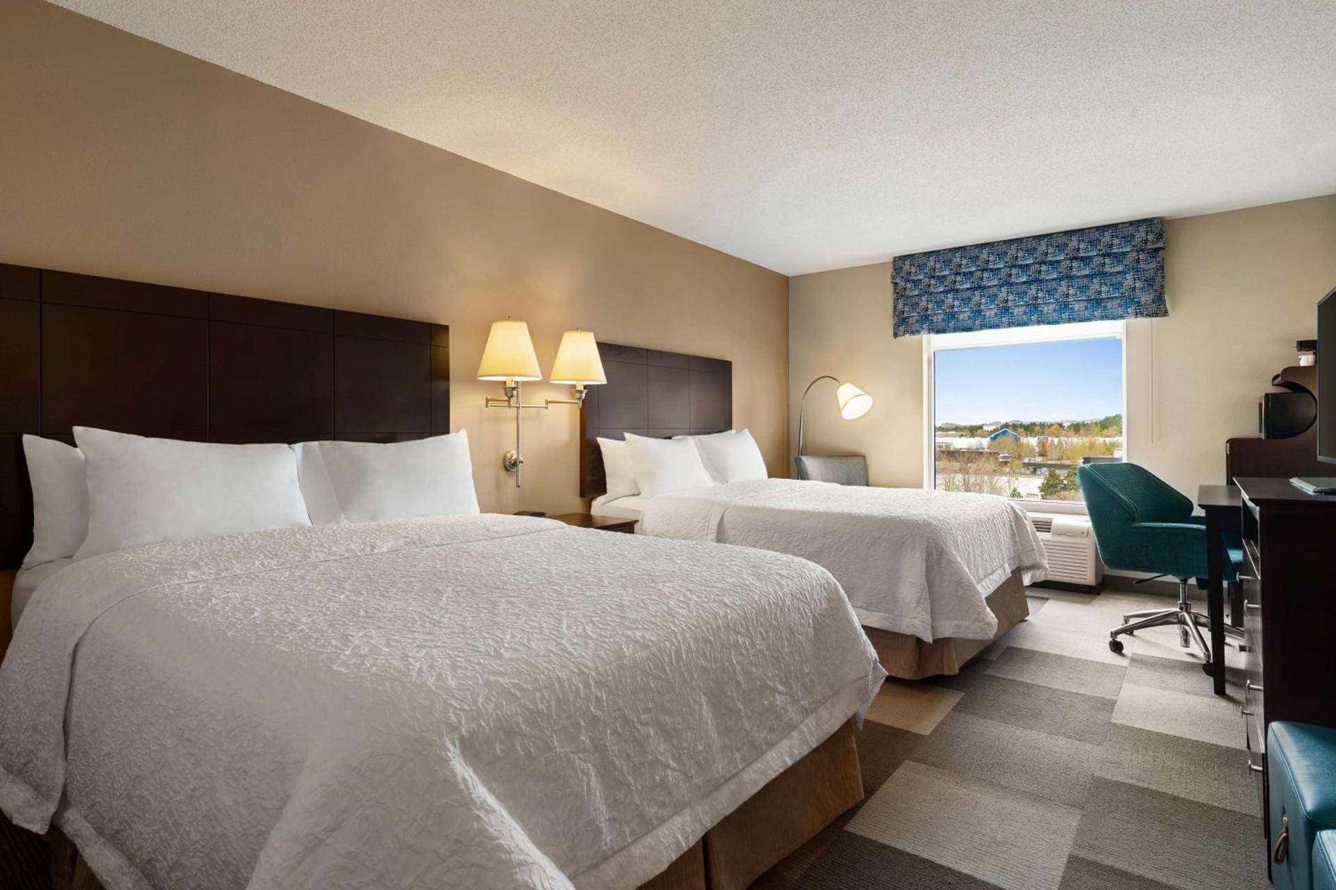 Hampton Inn & Suites Atlanta Airport West Camp Creek Pkwy photo 22