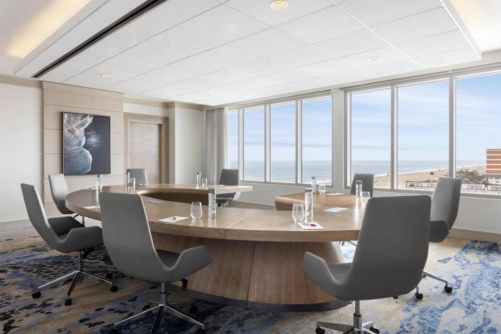 Marriott Virginia Beach Oceanfront Resort photo 79