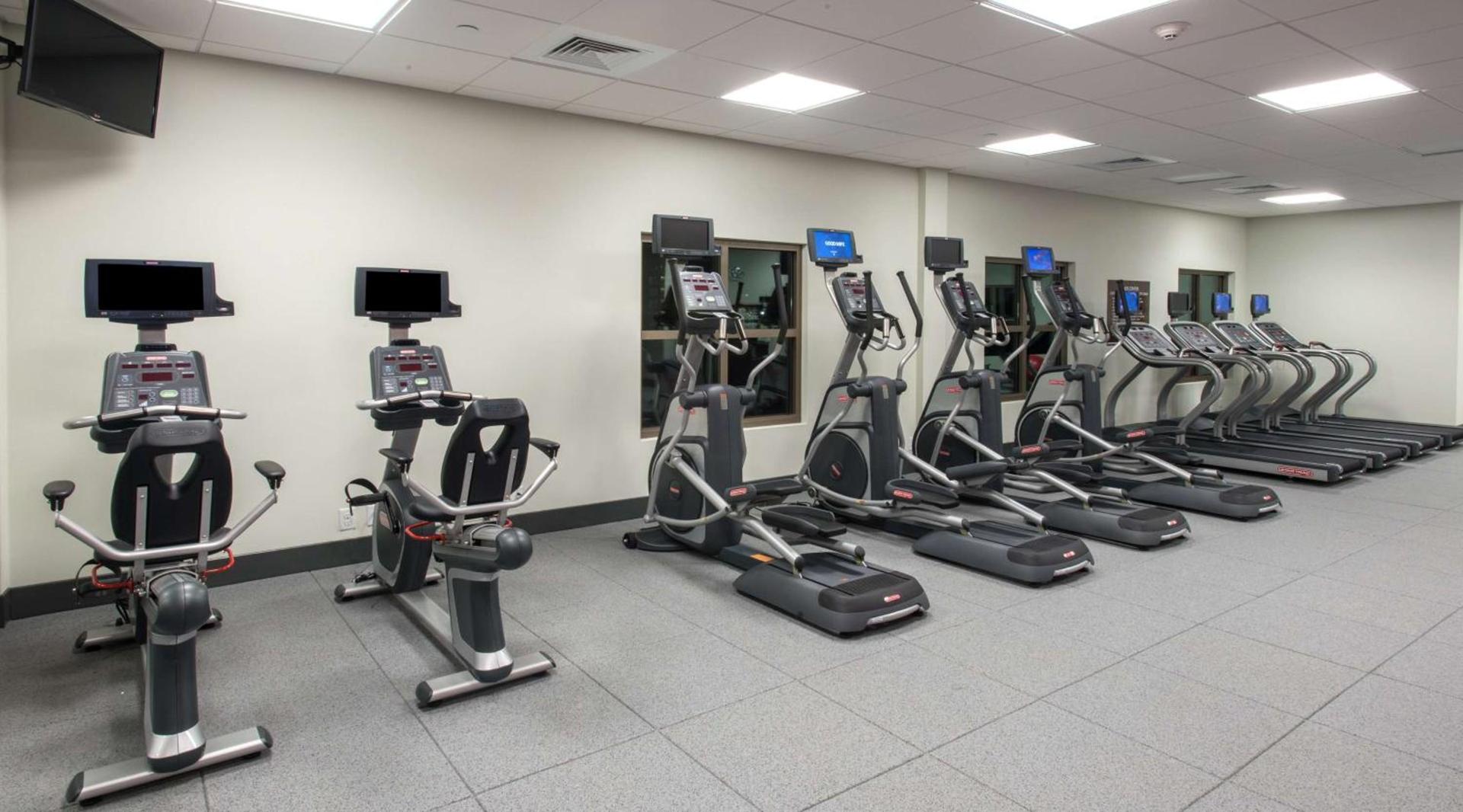 Hilton Garden Inn Charleston Waterfront/Downtown photo 16