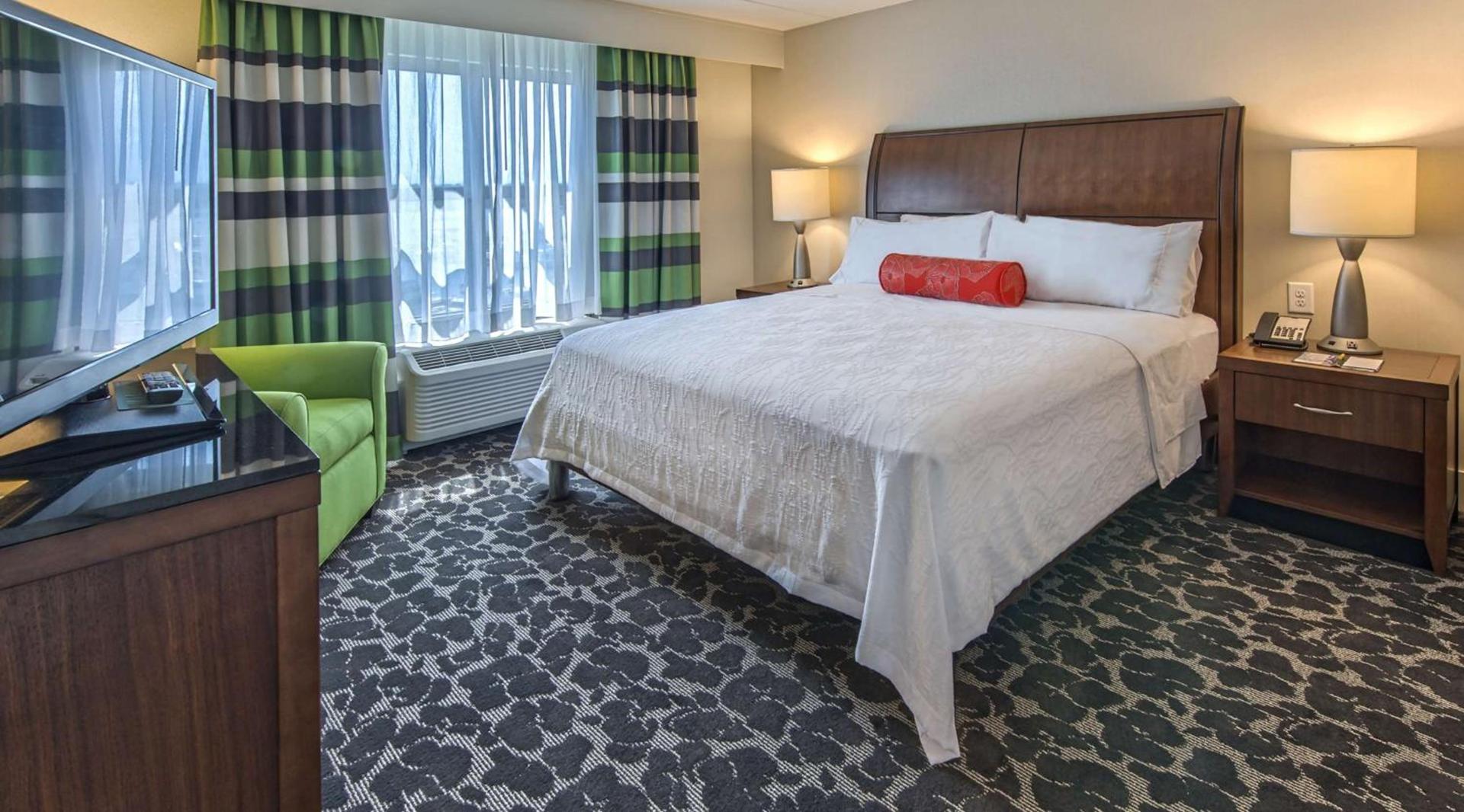 Hilton Garden Inn Charleston Waterfront/Downtown photo 50