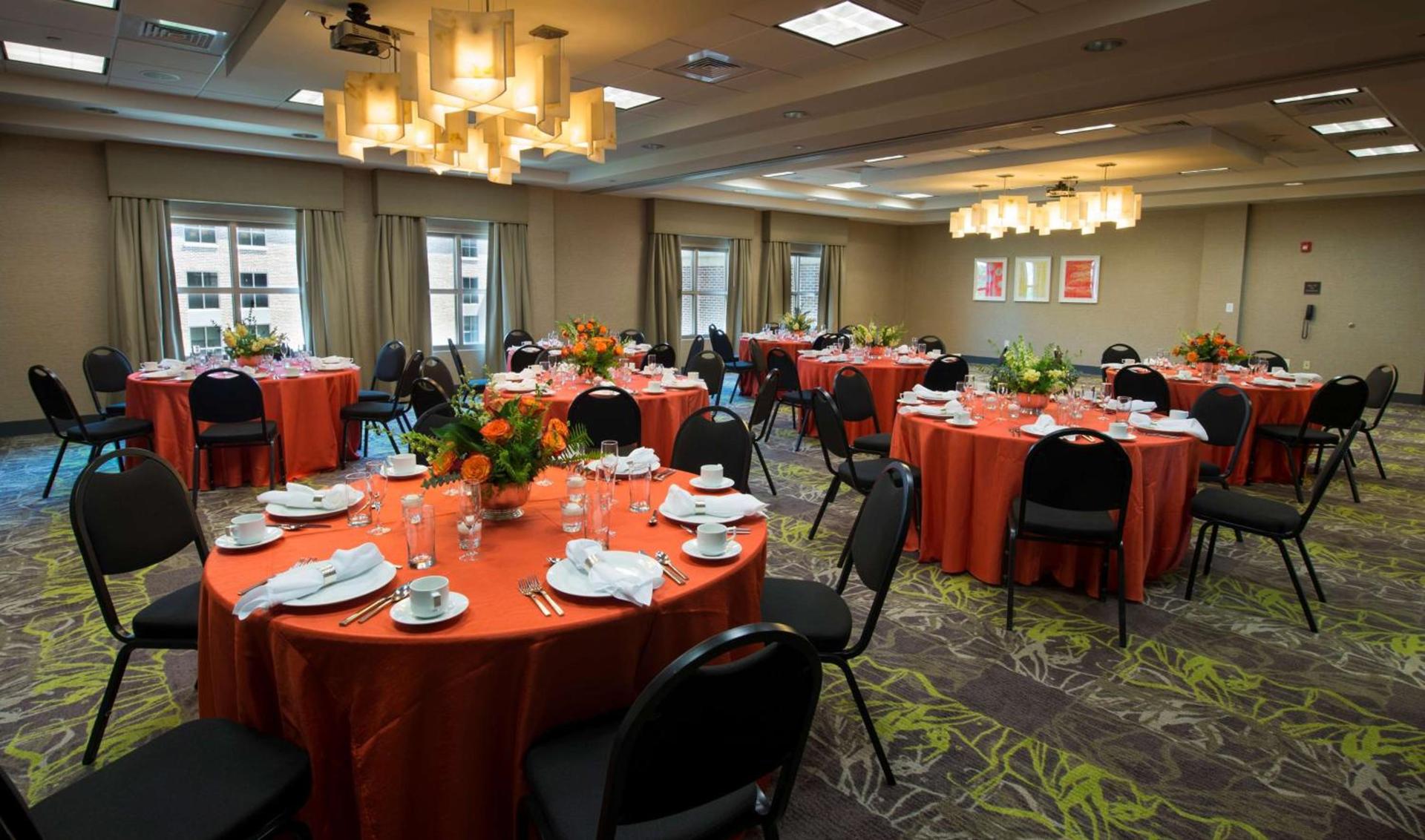 Hilton Garden Inn Charleston Waterfront/Downtown photo 64