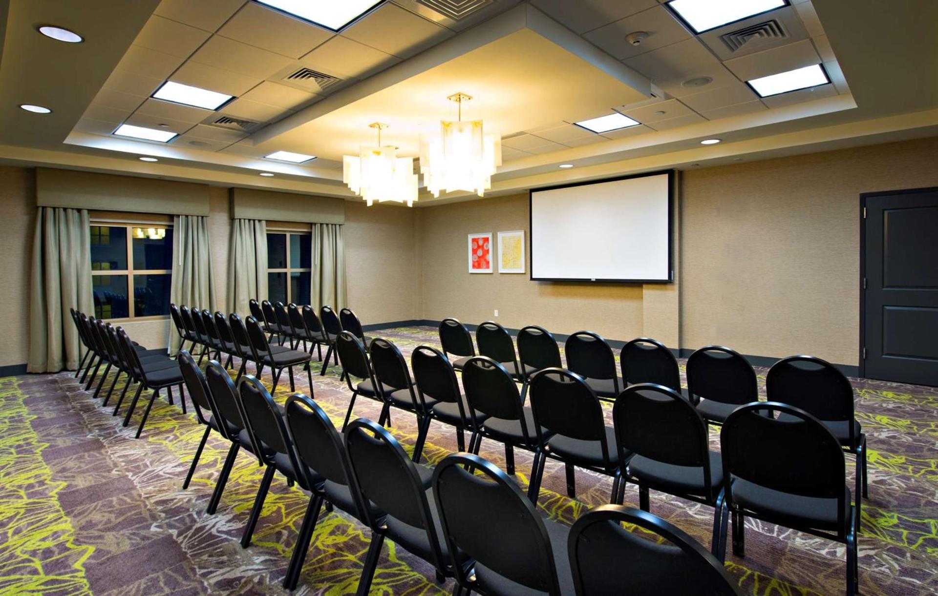 Hilton Garden Inn Charleston Waterfront/Downtown photo 67