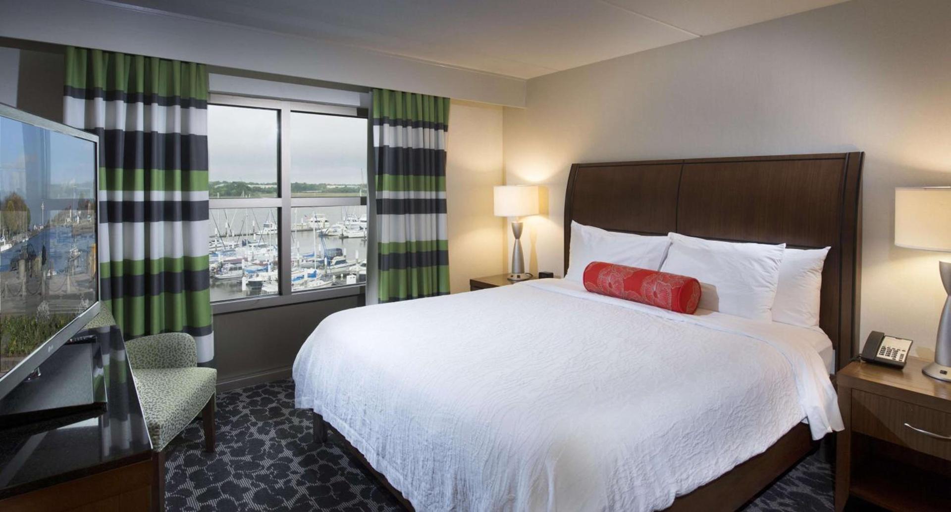 Hilton Garden Inn Charleston Waterfront/Downtown photo 76