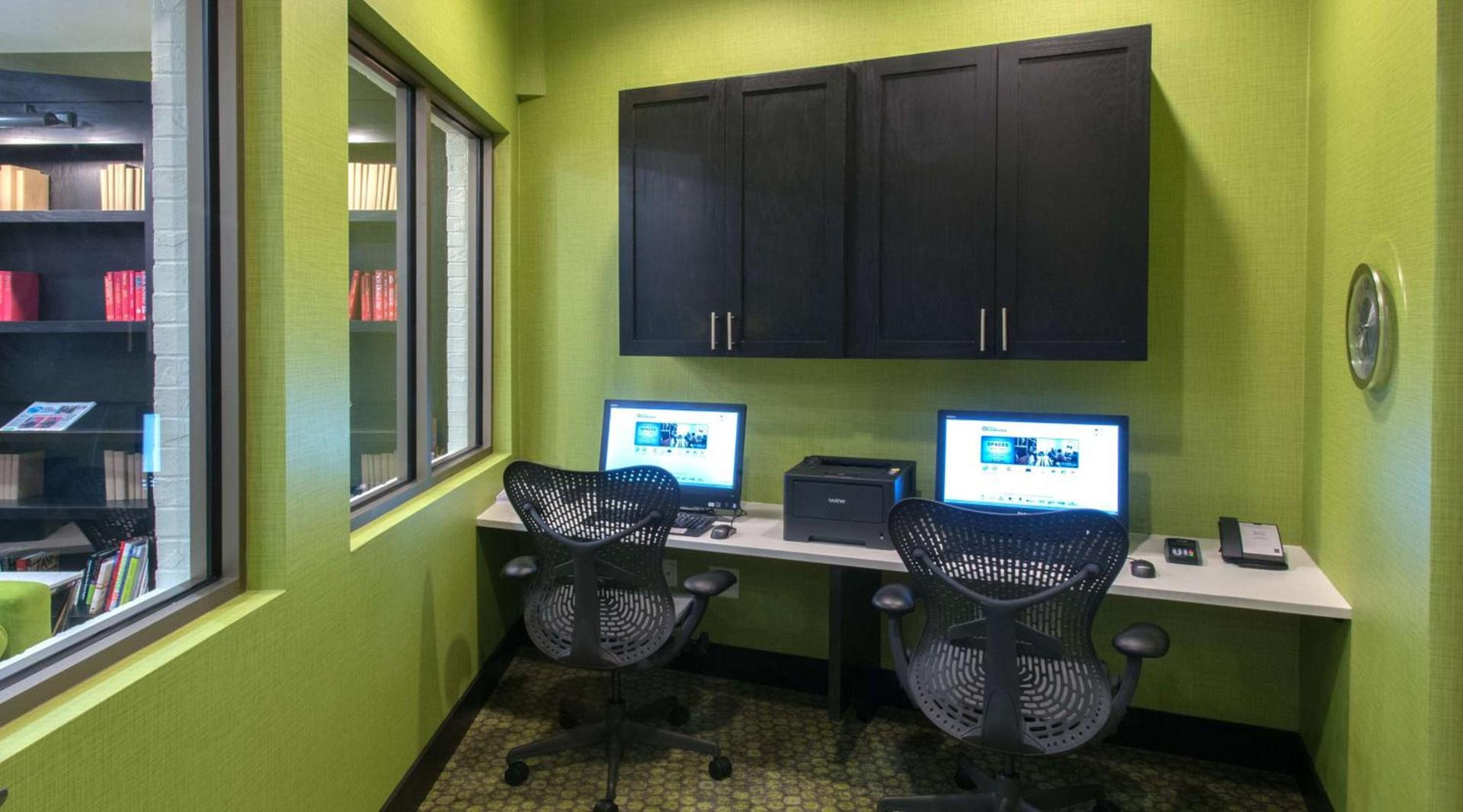 Hilton Garden Inn Charleston Waterfront/Downtown photo 77