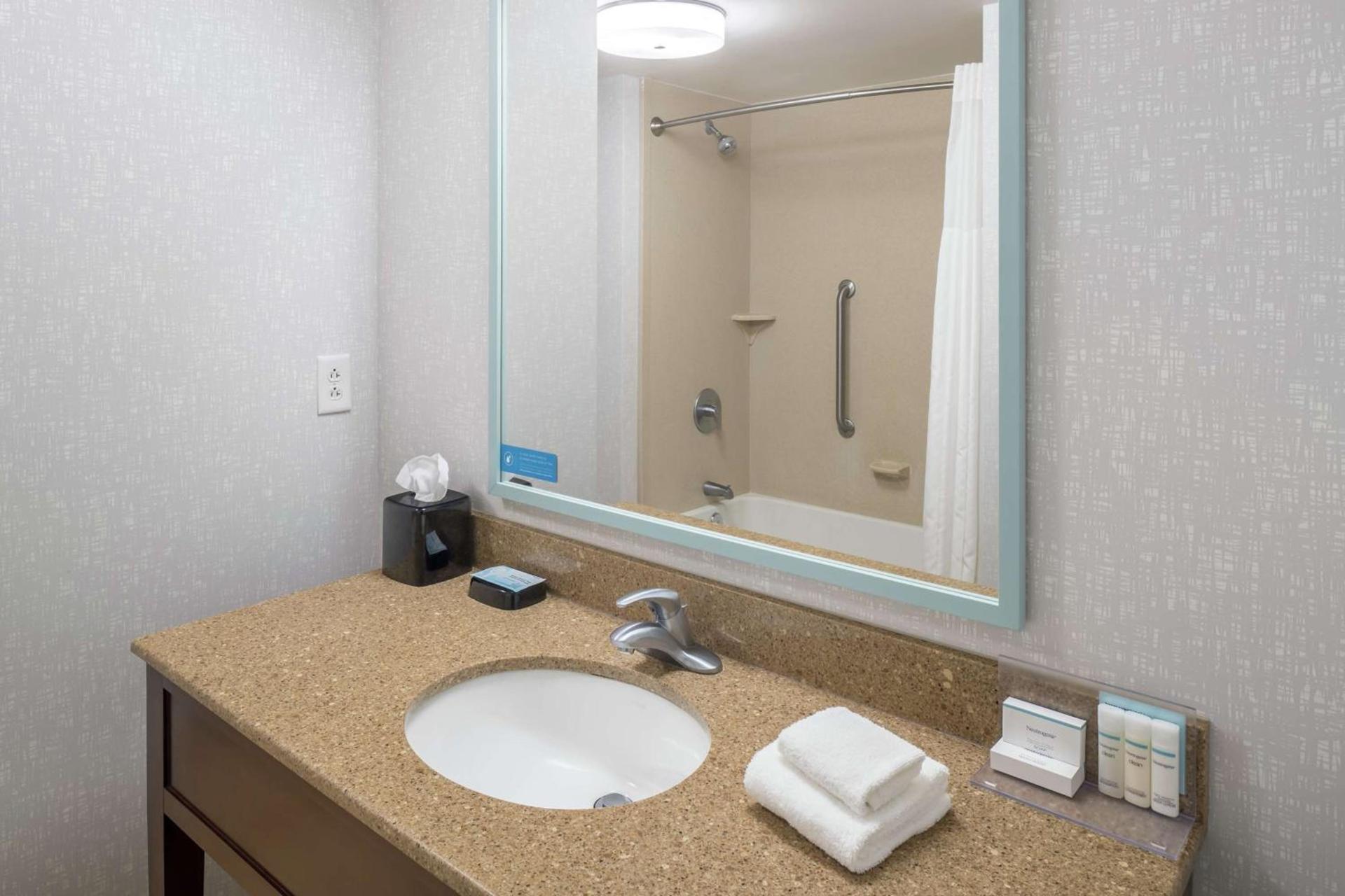 Hampton Inn New Smyrna Beach photo 36