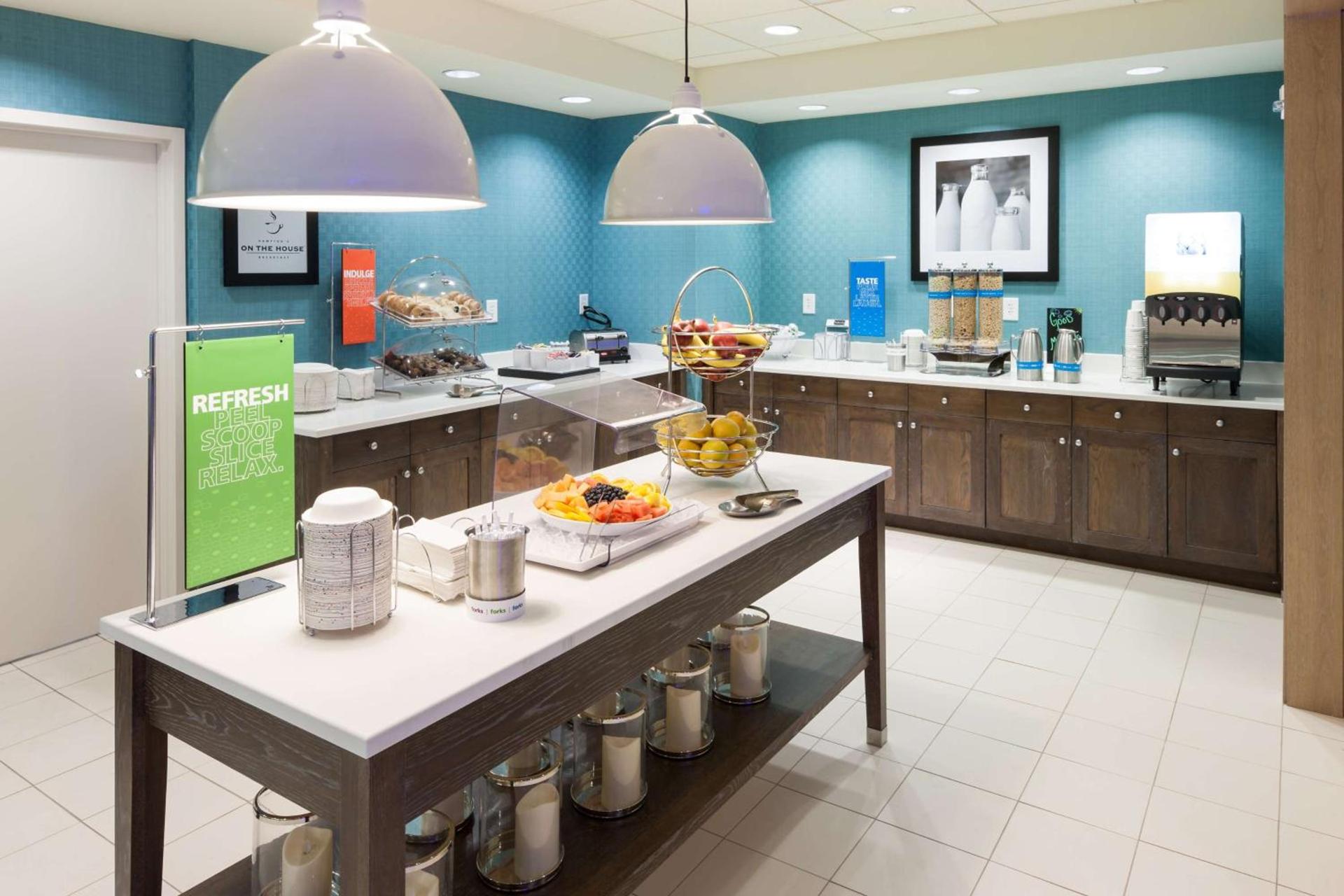 Hampton Inn & Suites by Hilton Carolina Beach Oceanfront photo 4