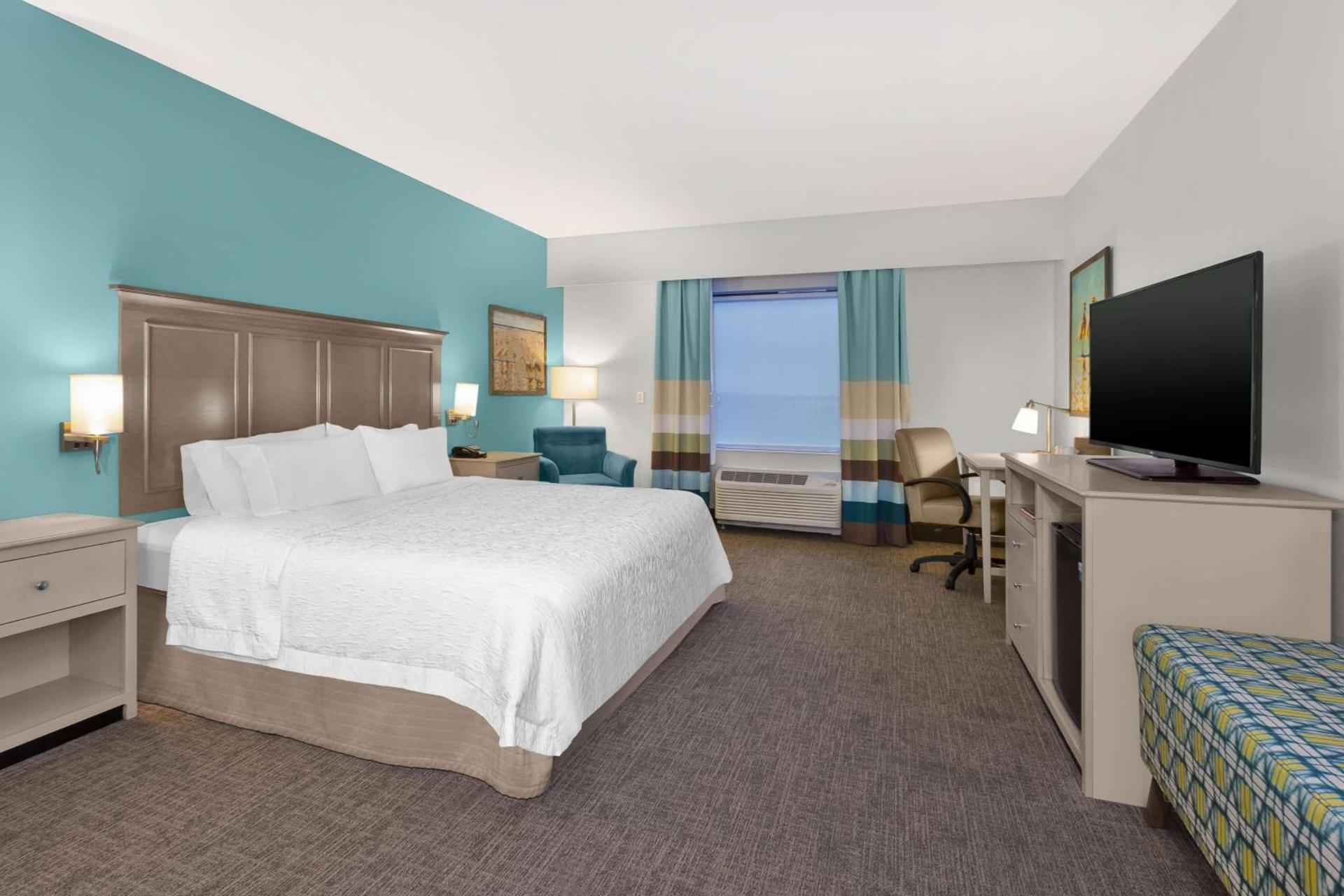Hampton Inn & Suites by Hilton Carolina Beach Oceanfront photo 29