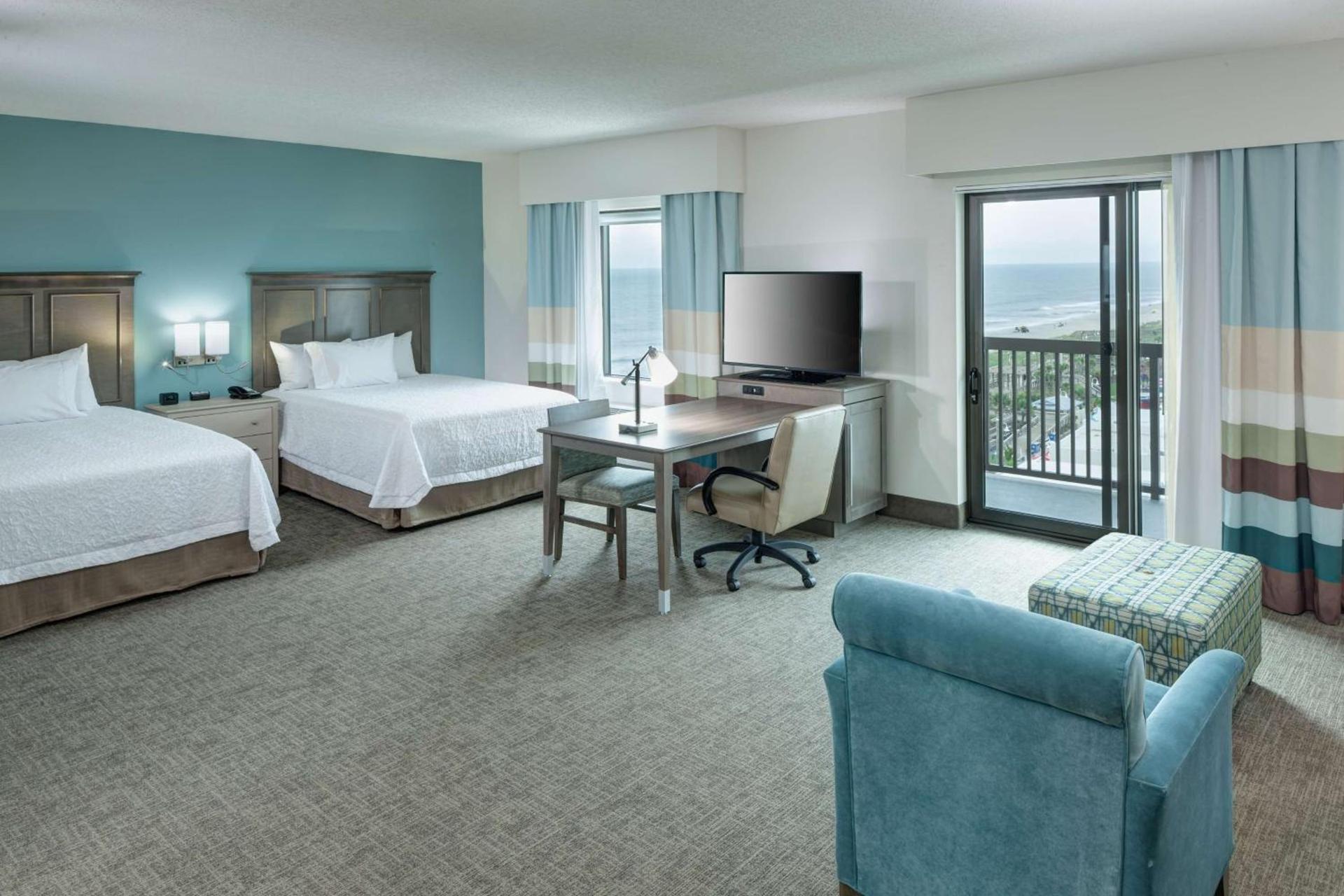 Hampton Inn & Suites by Hilton Carolina Beach Oceanfront photo 25