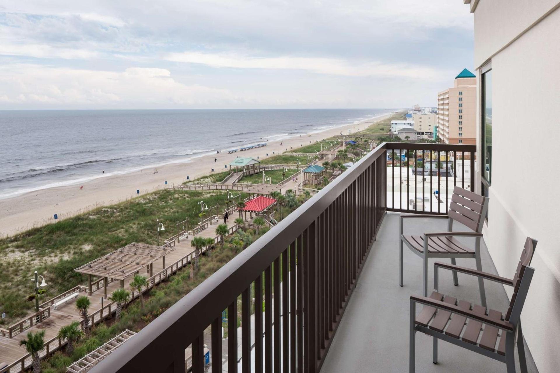 Hampton Inn & Suites by Hilton Carolina Beach Oceanfront photo 39