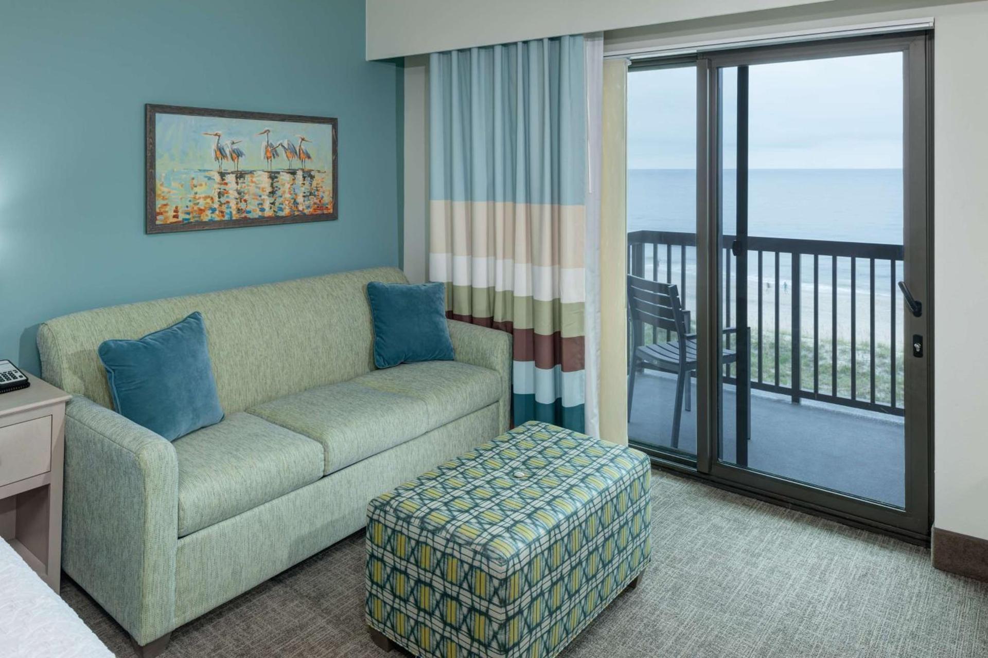 Hampton Inn & Suites by Hilton Carolina Beach Oceanfront photo 9