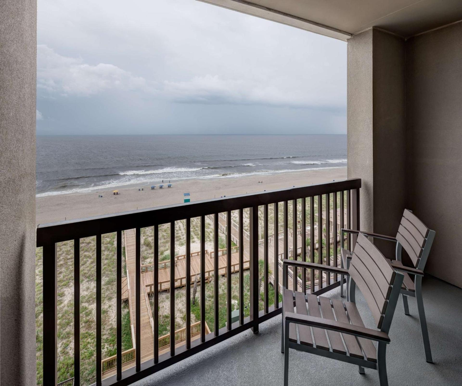 Hampton Inn & Suites by Hilton Carolina Beach Oceanfront photo 45