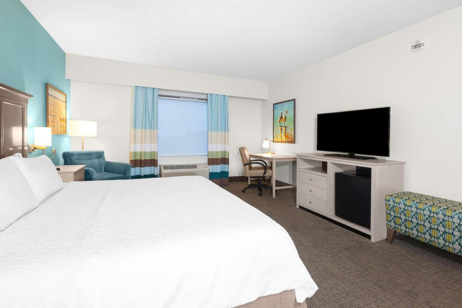 Hampton Inn & Suites by Hilton Carolina Beach Oceanfront photo 51