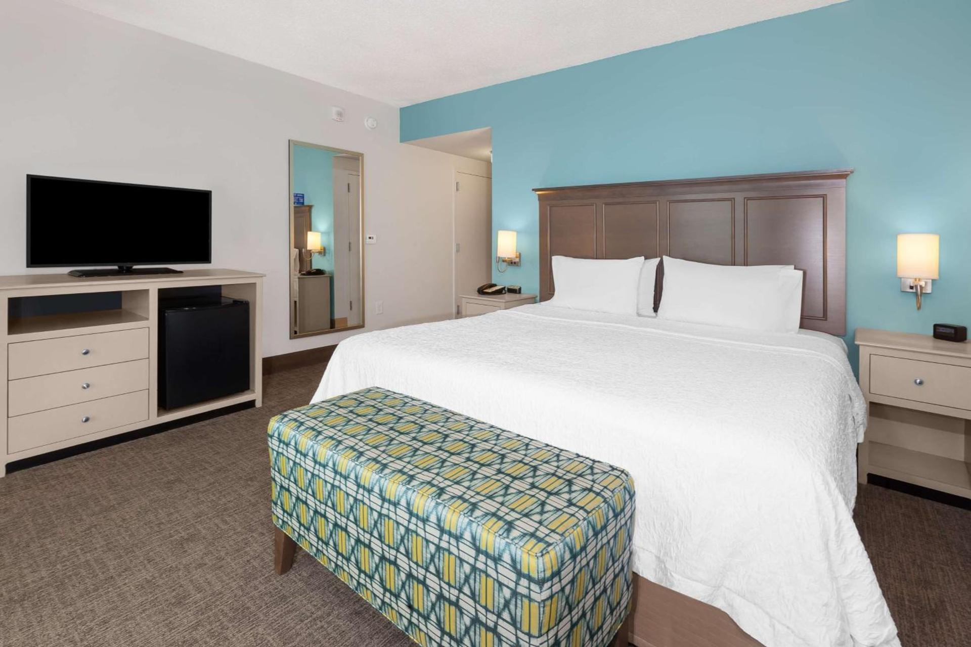 Hampton Inn & Suites by Hilton Carolina Beach Oceanfront photo 53