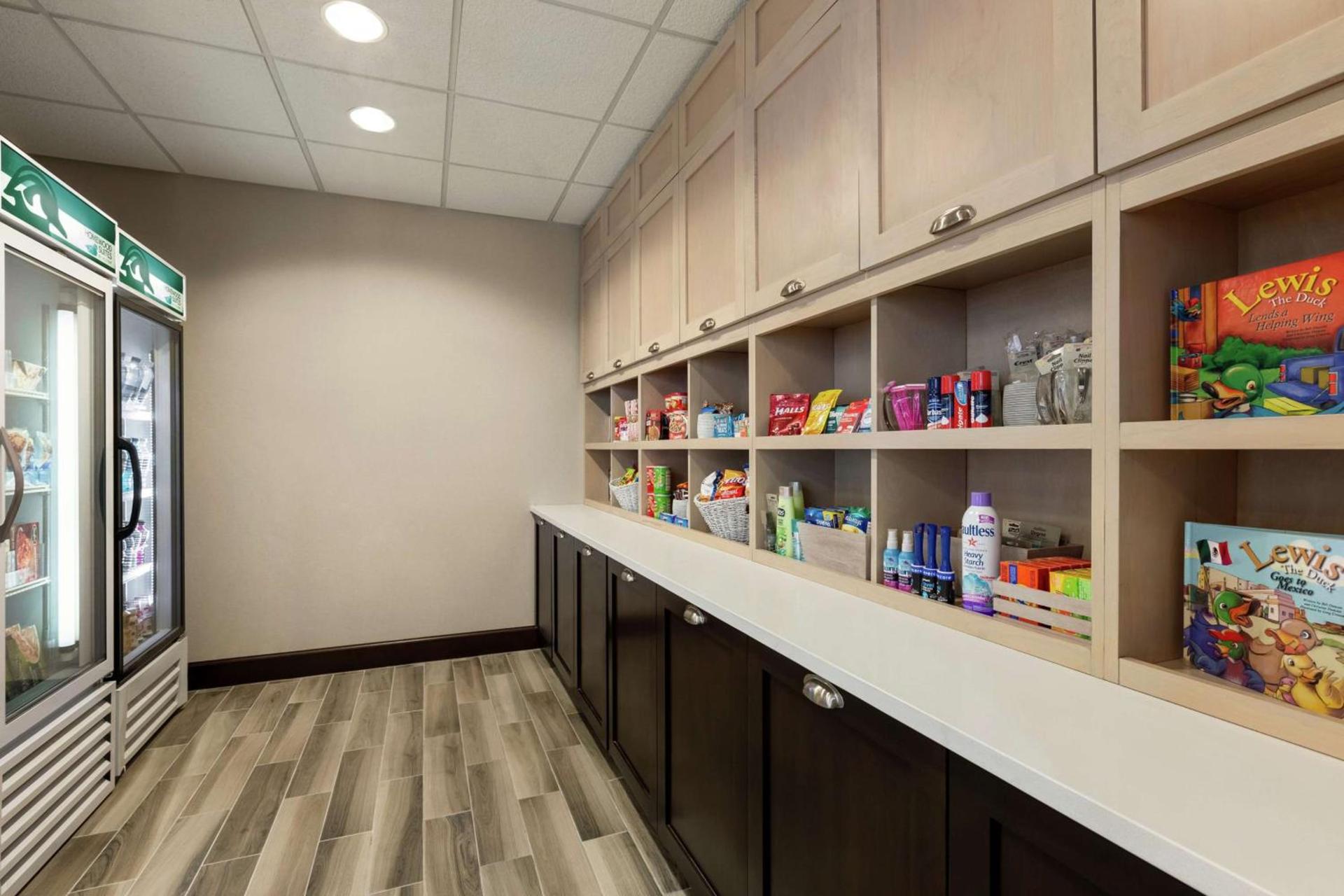 Homewood Suites by Hilton Macon-North photo 11