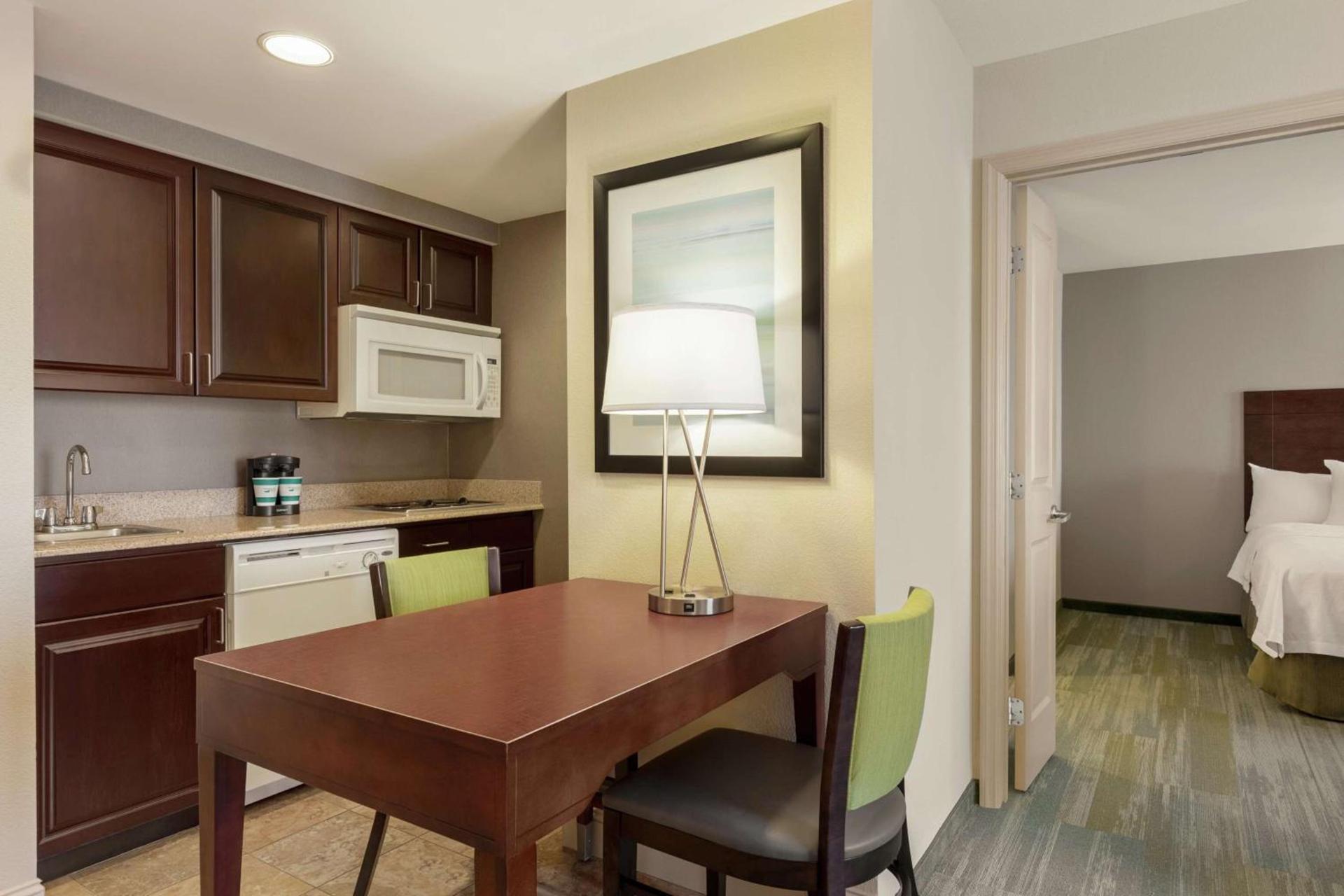Homewood Suites by Hilton Macon-North photo 24