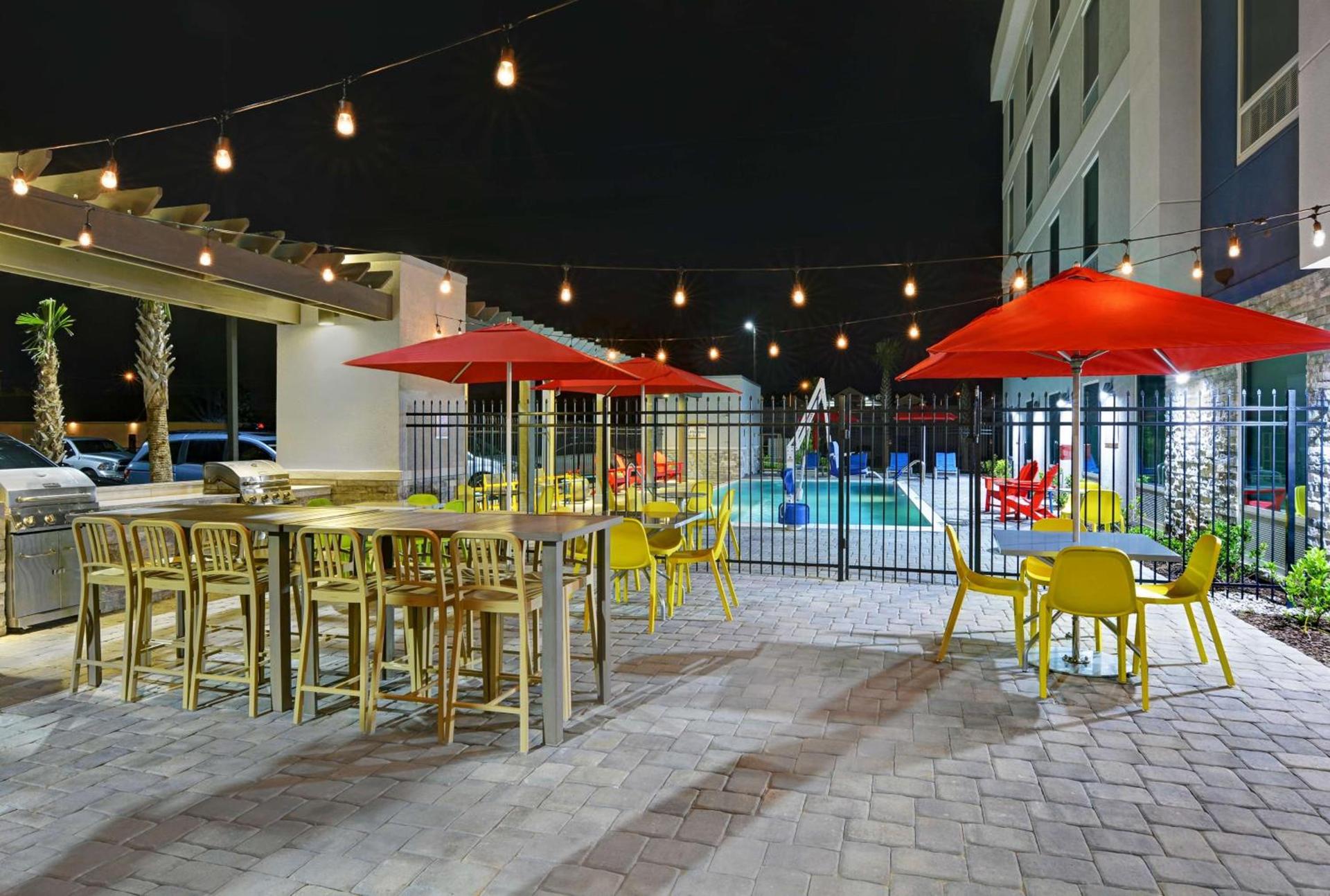 Home2 Suites by Hilton Panama City Beach photo 12
