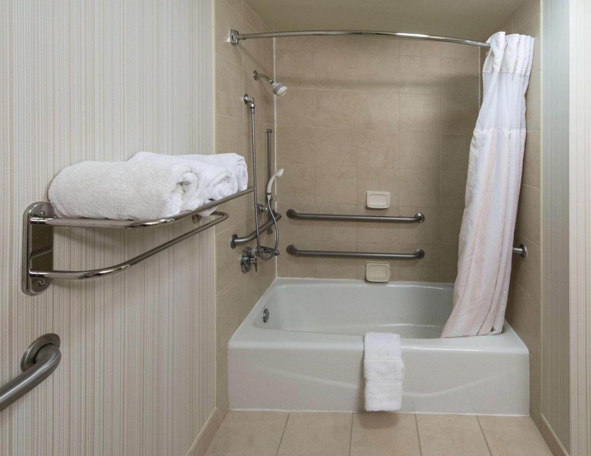 Hilton Garden Inn Tallahassee Central photo 29