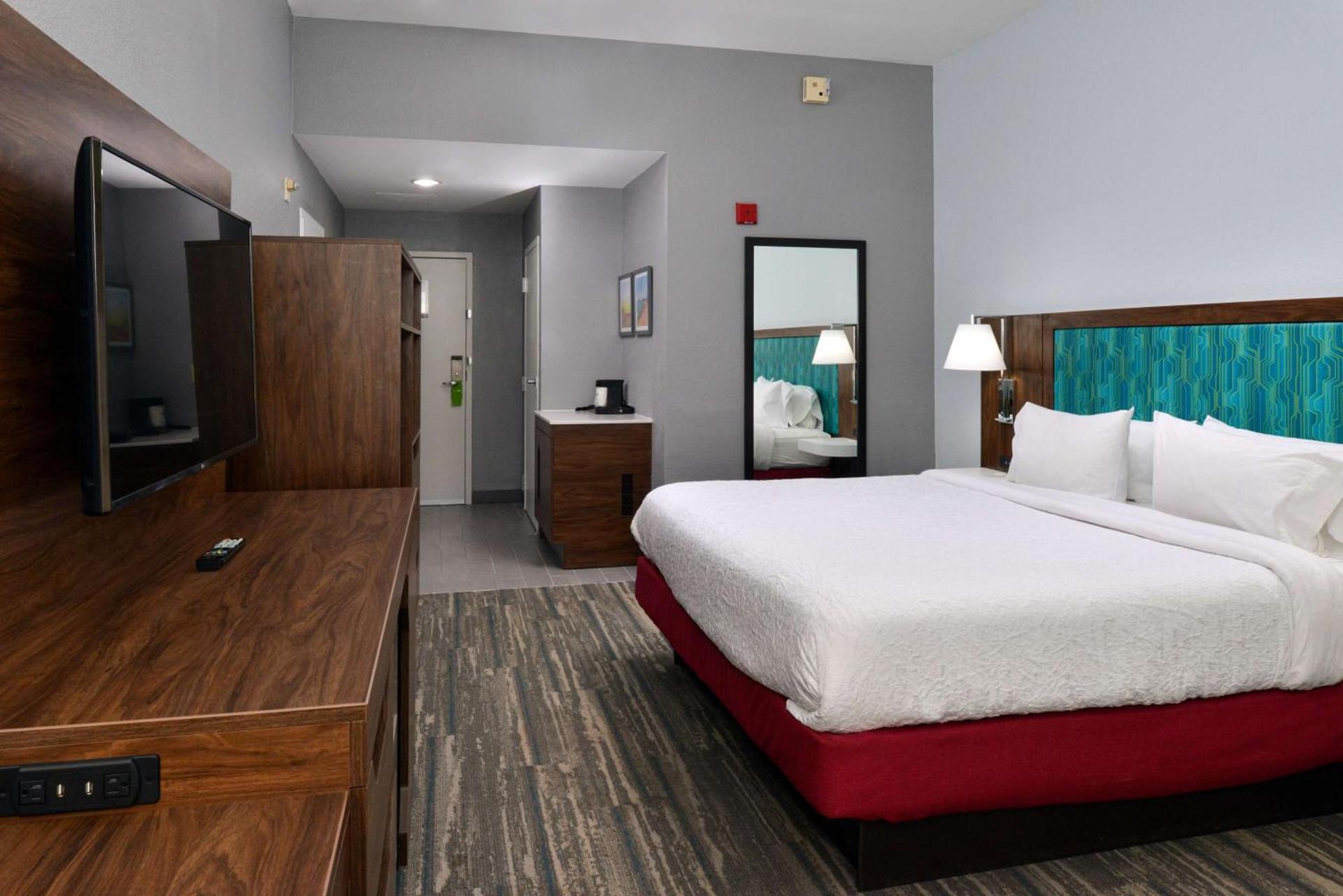 Hampton Inn by Hilton Panama City Beach photo 20