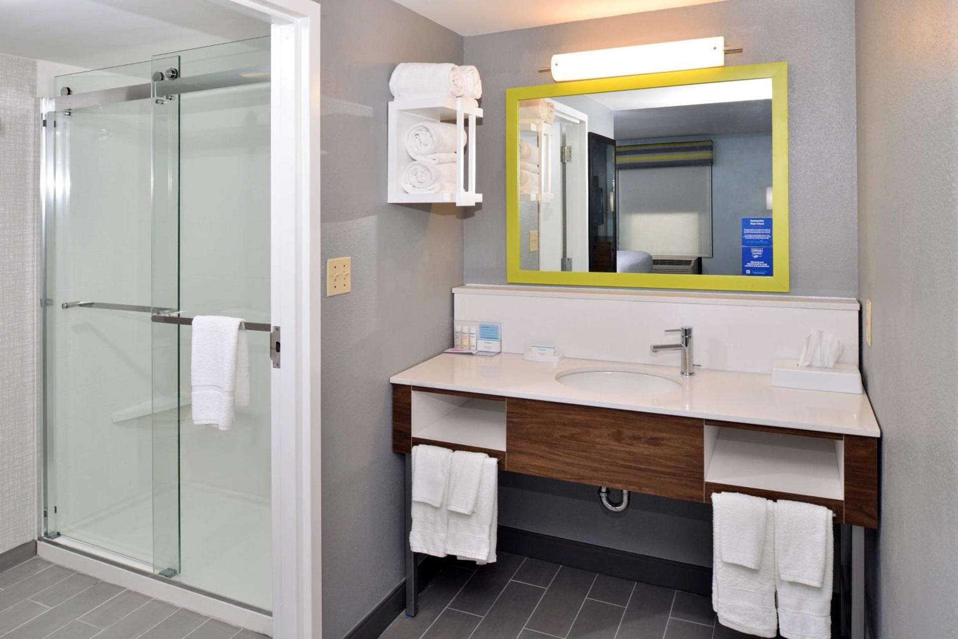 Hampton Inn by Hilton Panama City Beach photo 31