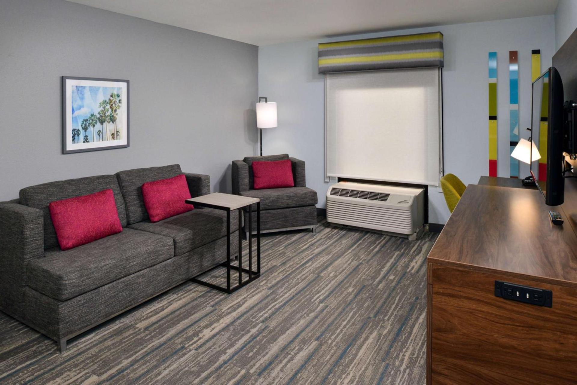 Hampton Inn by Hilton Panama City Beach photo 32