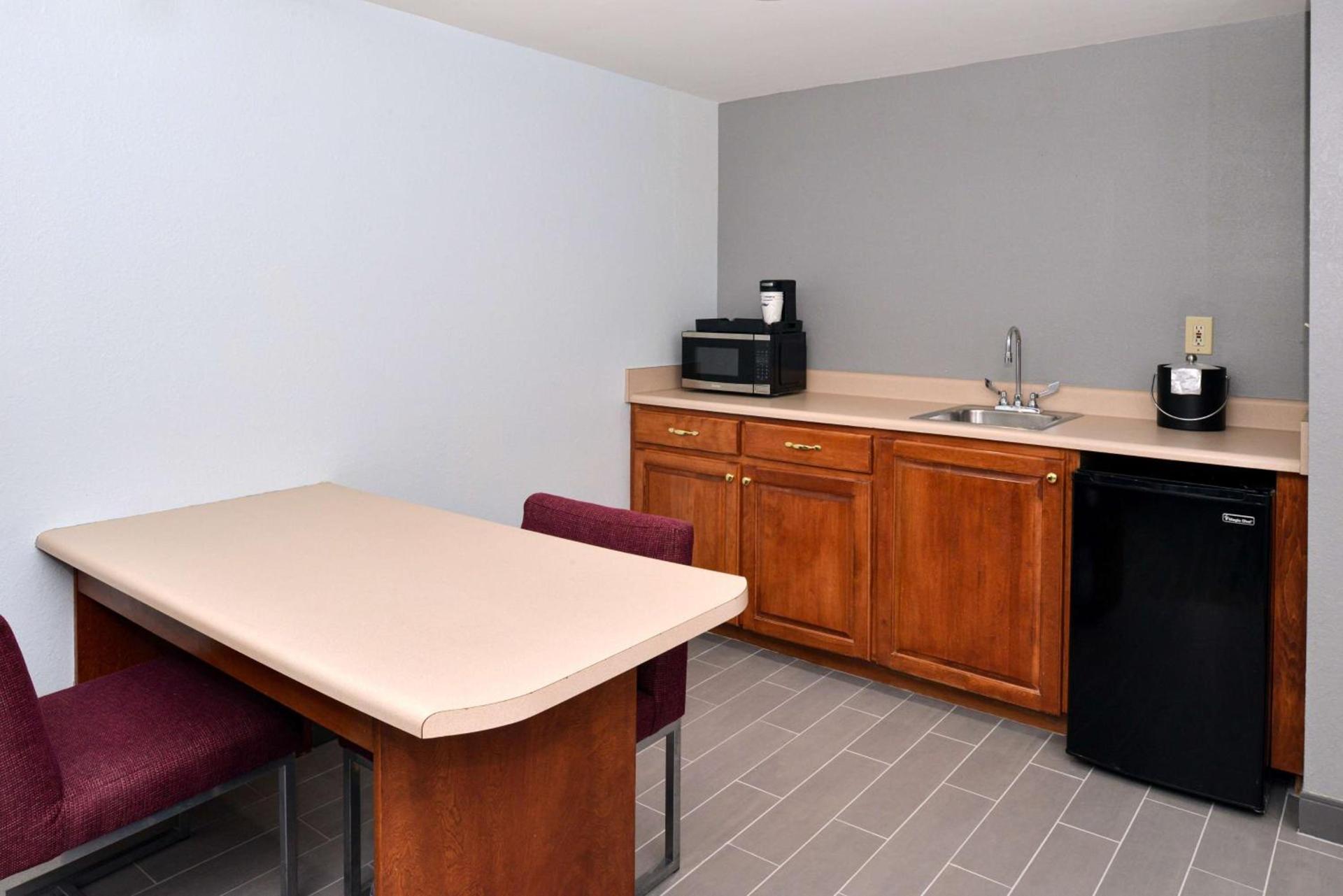 Hampton Inn by Hilton Panama City Beach photo 38