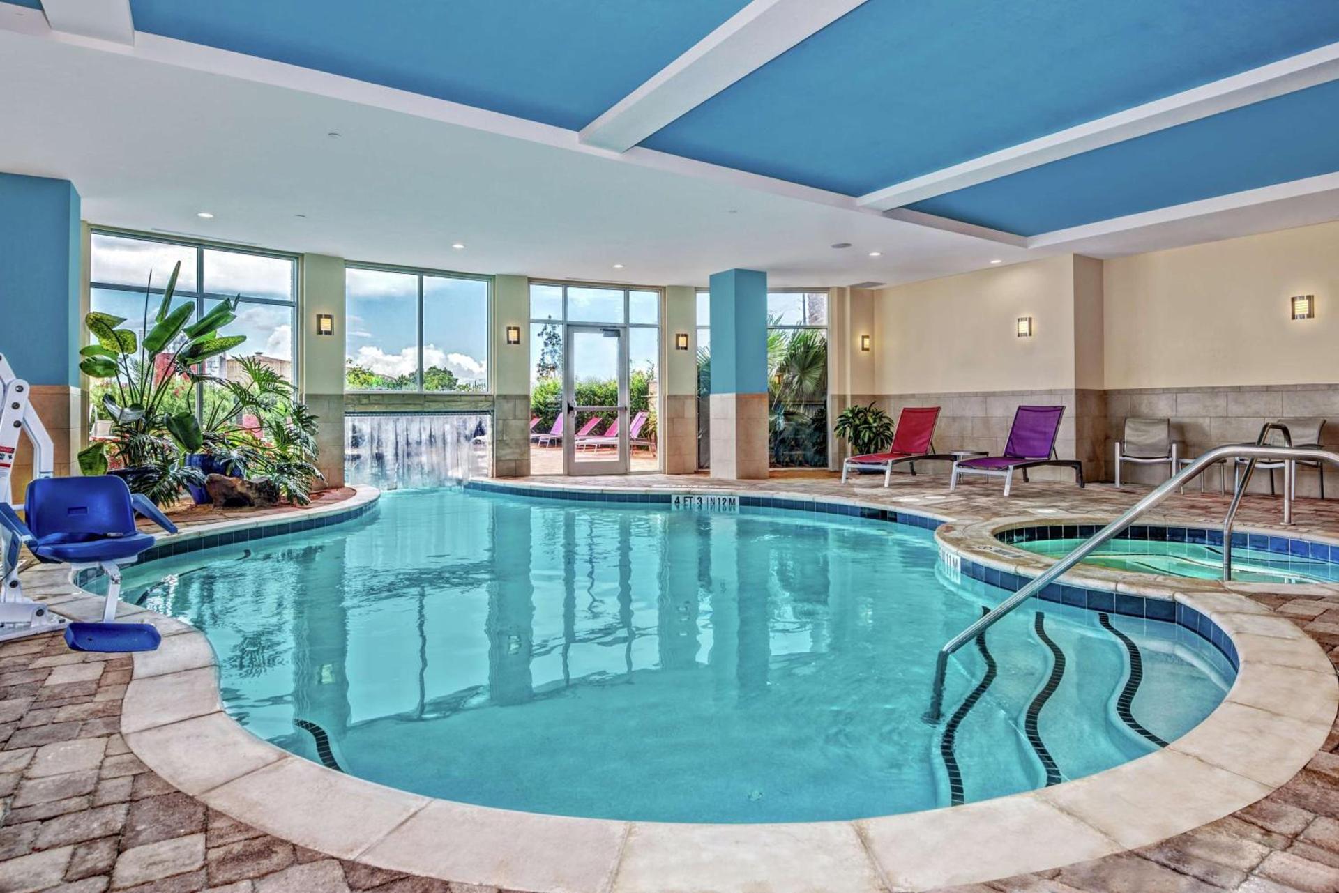 Hilton Garden Inn Victoria photo 10