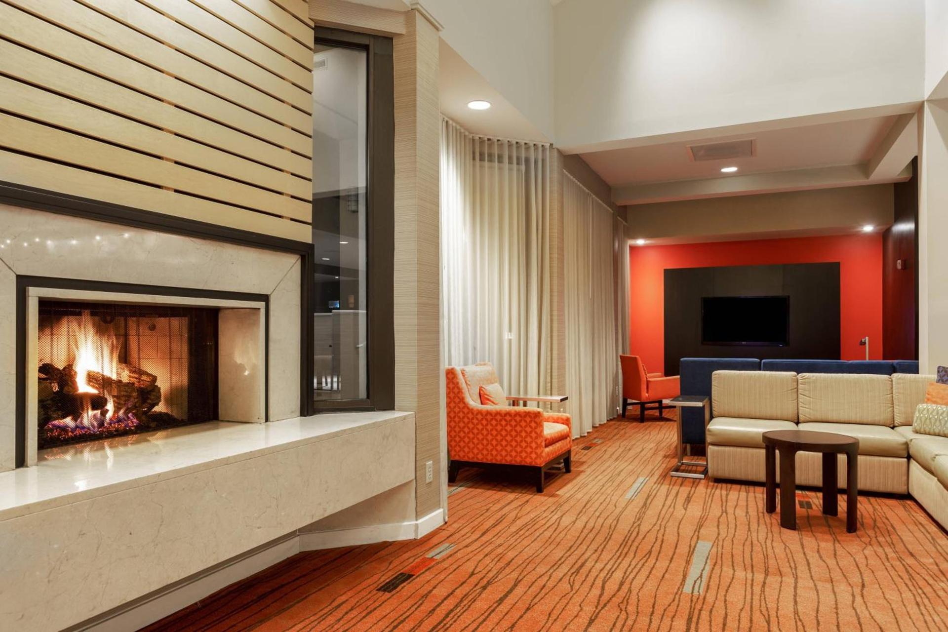 Courtyard by Marriott Dallas-Fort Worth/Bedford photo 30